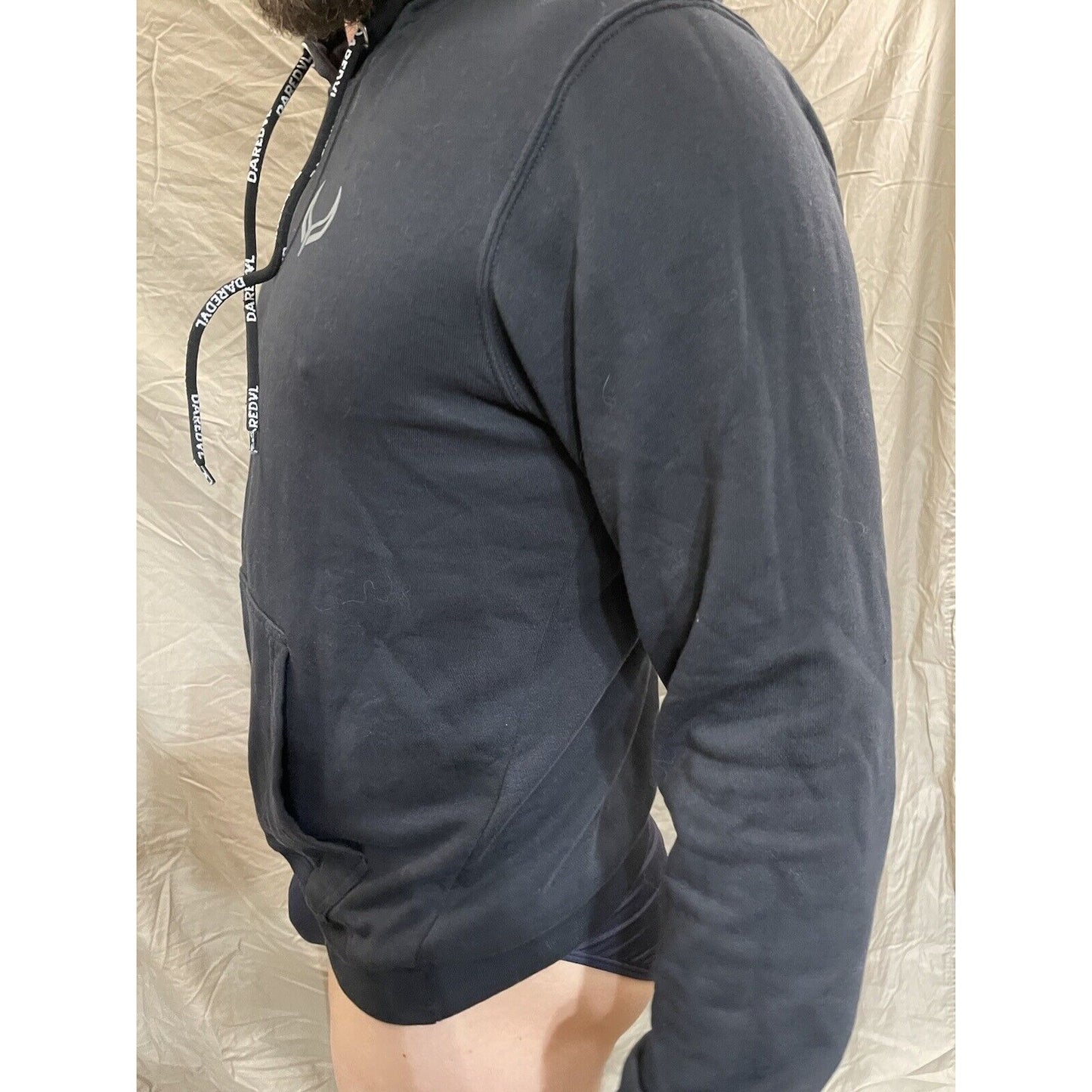 Men's black daredvl medium pullover hoodie