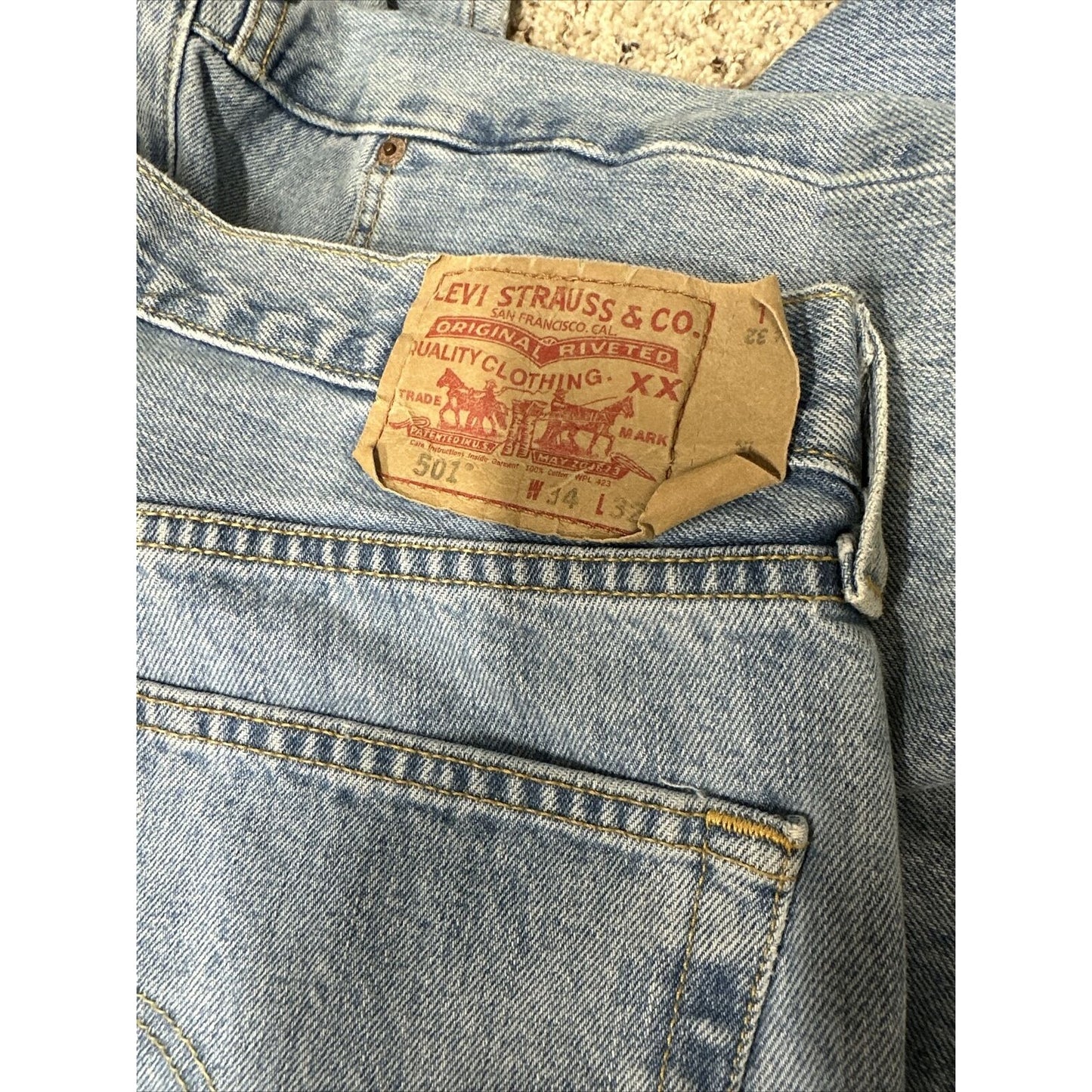 Men’s Blue 501 Levi’s Button Fly Jeans 34 X 32