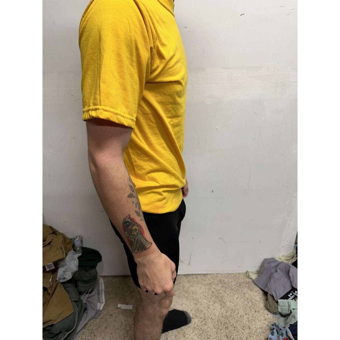 Men’s Yellow Navy Physical Fitness Uniform Short Short Sleeve Small