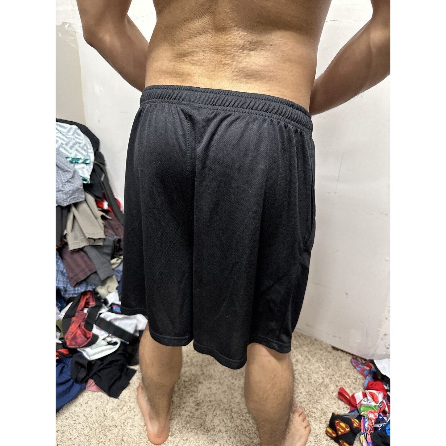 Men’s Black Starter Large Athletic Shorts