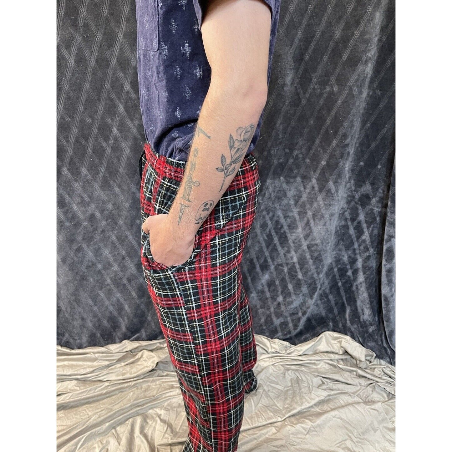 Izod Mens Lounge Sleep Pants Red Plaid Silky Flannel Pockets Button Fly Sz M
