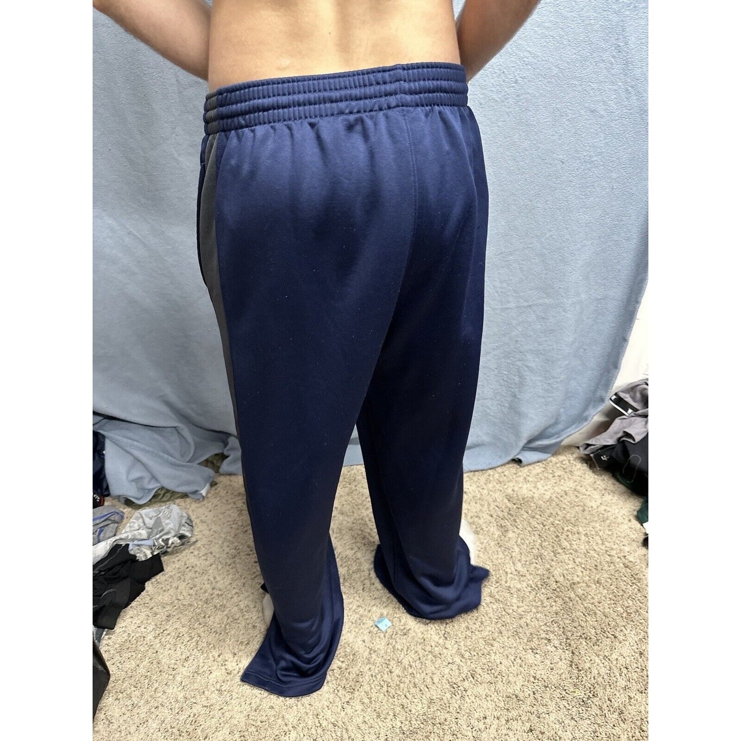 Men’s XL Nike Dri Fit Dark Blue Sweat Pants With Pockets