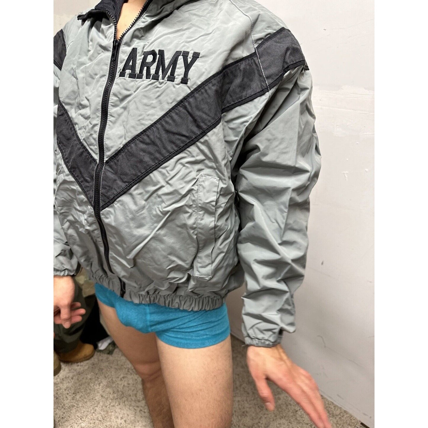 Men’s Army Pt Gray Jacket Small Long Uniform Top