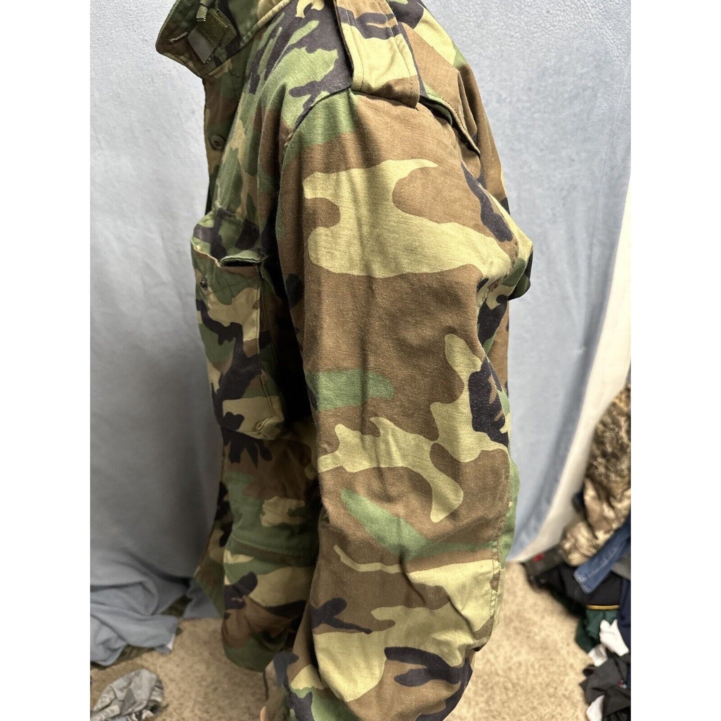 Men’s Large Regular Vintage BDU Uniform Cold Weather Field Jacket Woodland Camo