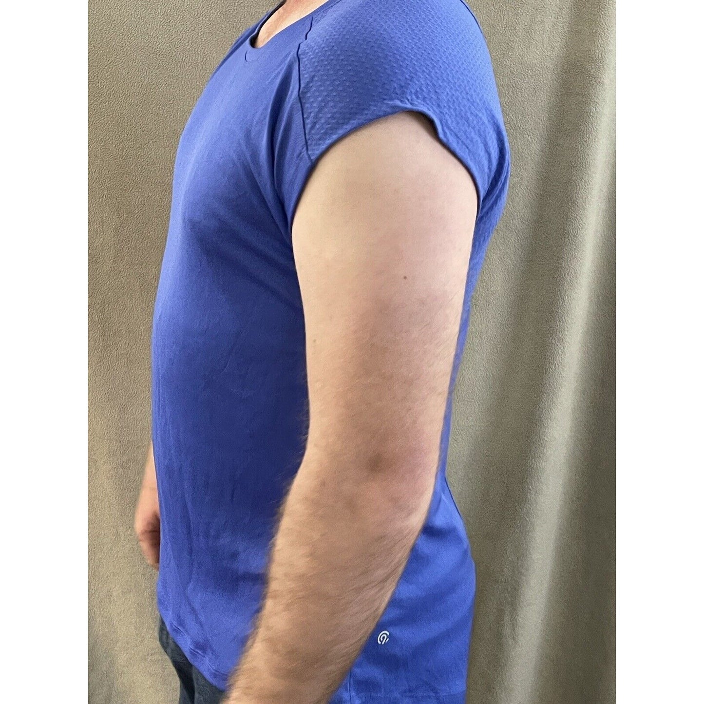 Men’s royal blue large Champion Muscle Tee sleeveless ventilated