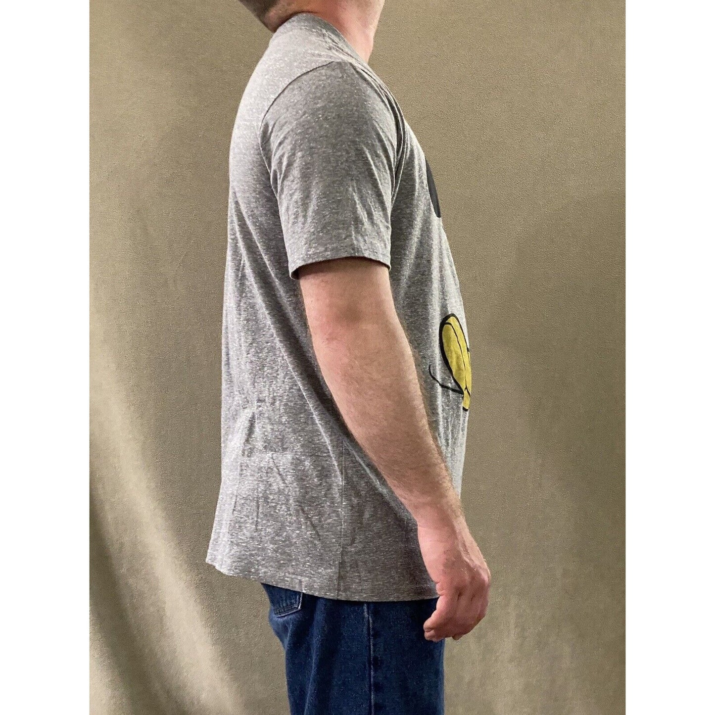 MICKEY MOUSE Vintage Disney Men’s XL Gray Cotton-poly T-shirt