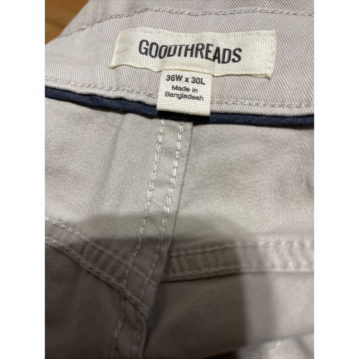 Men’s Ahtletic Cut Goodthreads 36 X 30 Khaki / Cream