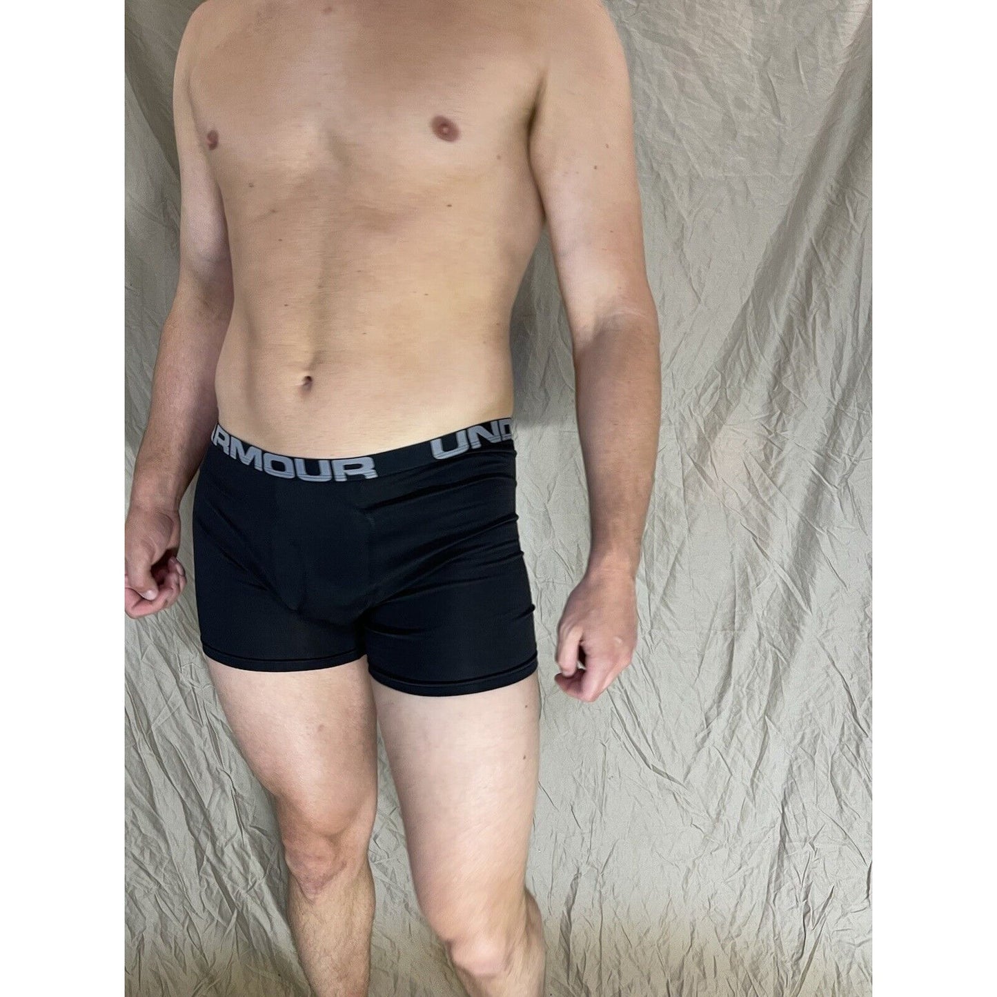 youth XL Black under armour fitted heat gear boxer briefs