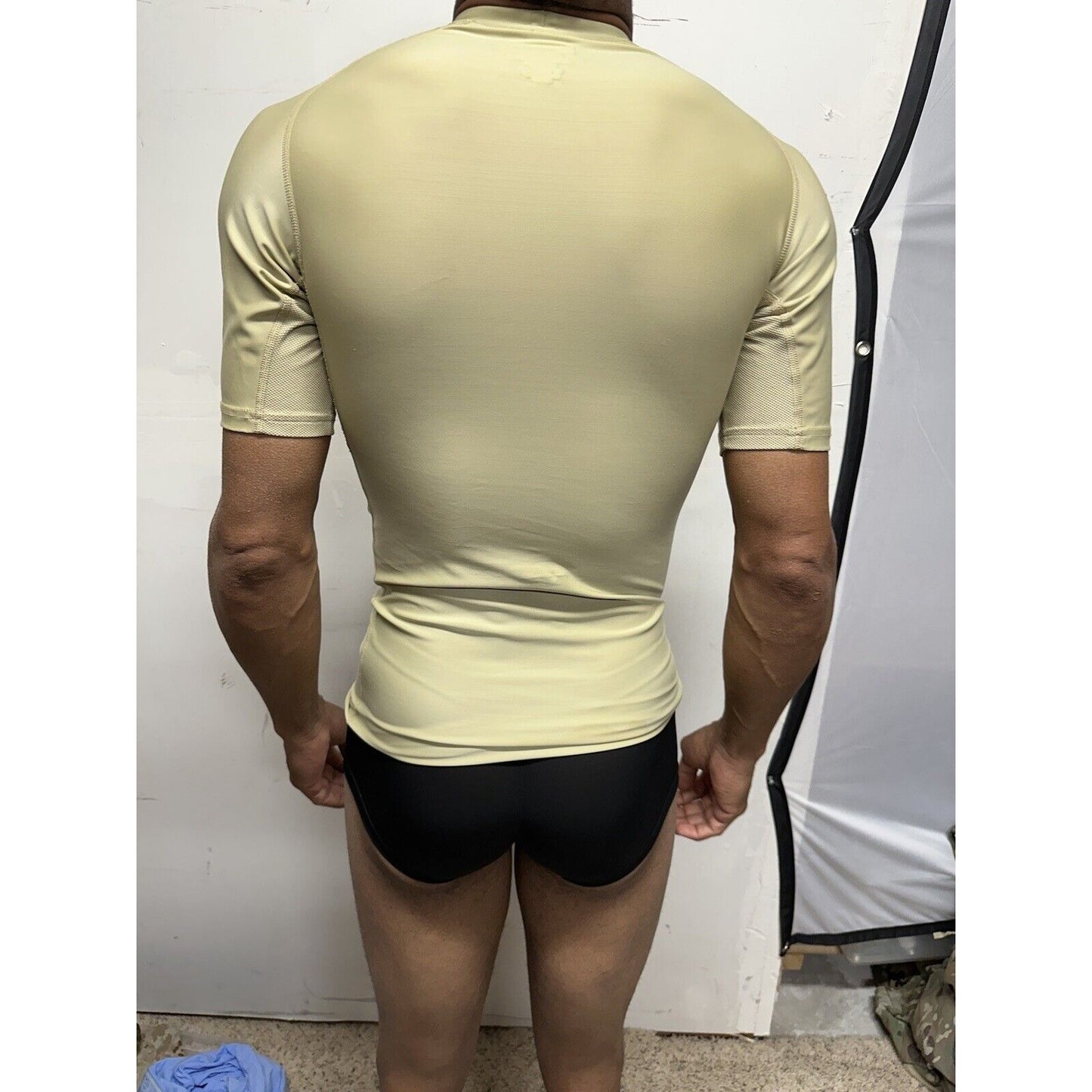 Men’s Military Tan 5.11 Tactical Series Medium 20% Spandex muscle shirt