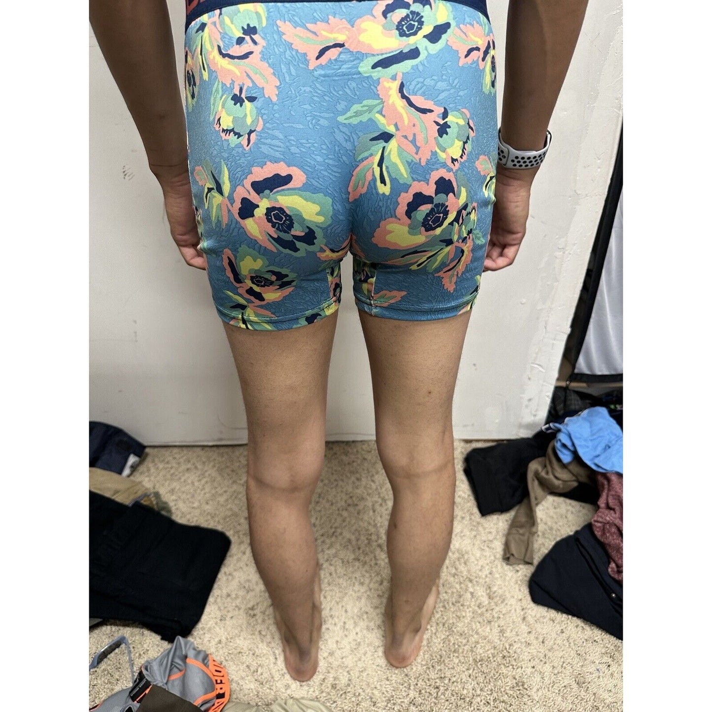 Men’s Small Volcom Floral Boxer Briefs 10% Spandex