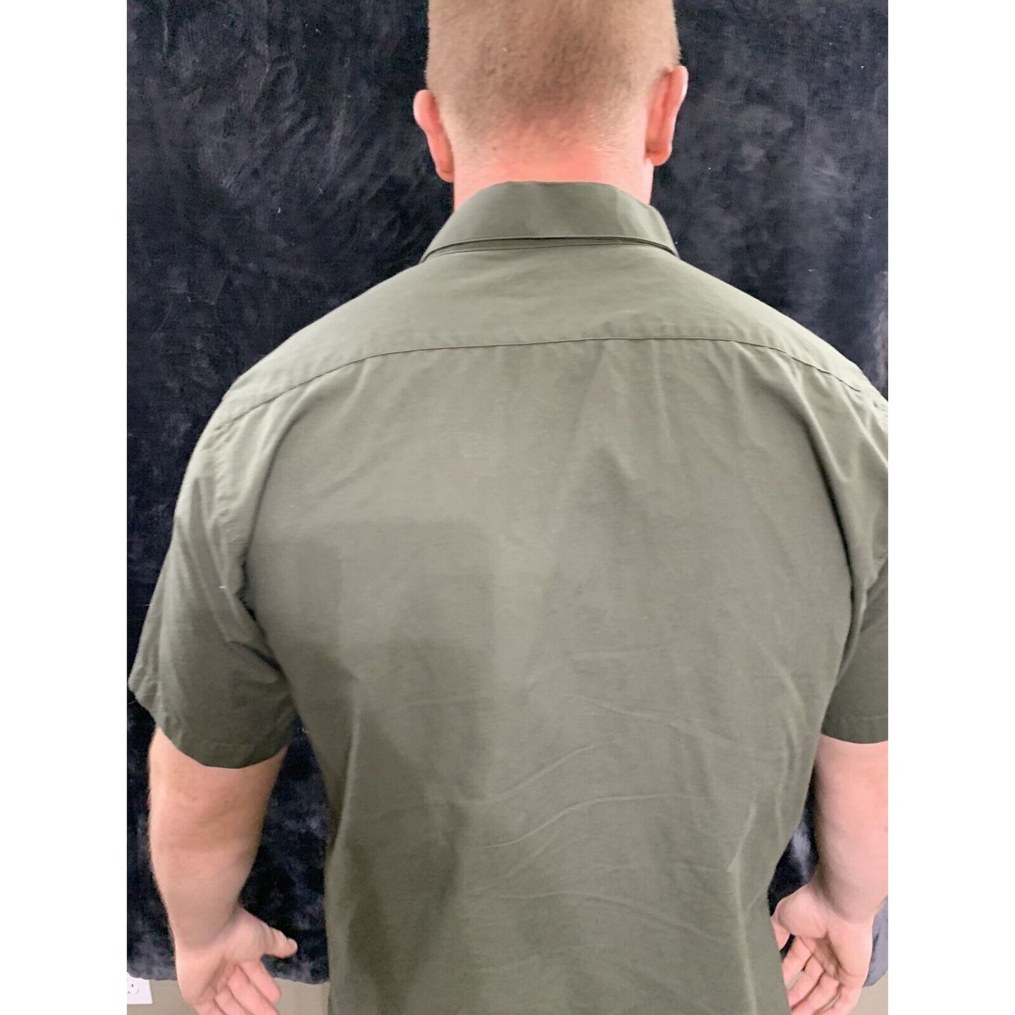 Galaxy by Harvic Men’s Slim Fit Short Sleeve Dress Shirts Olive - Size Large