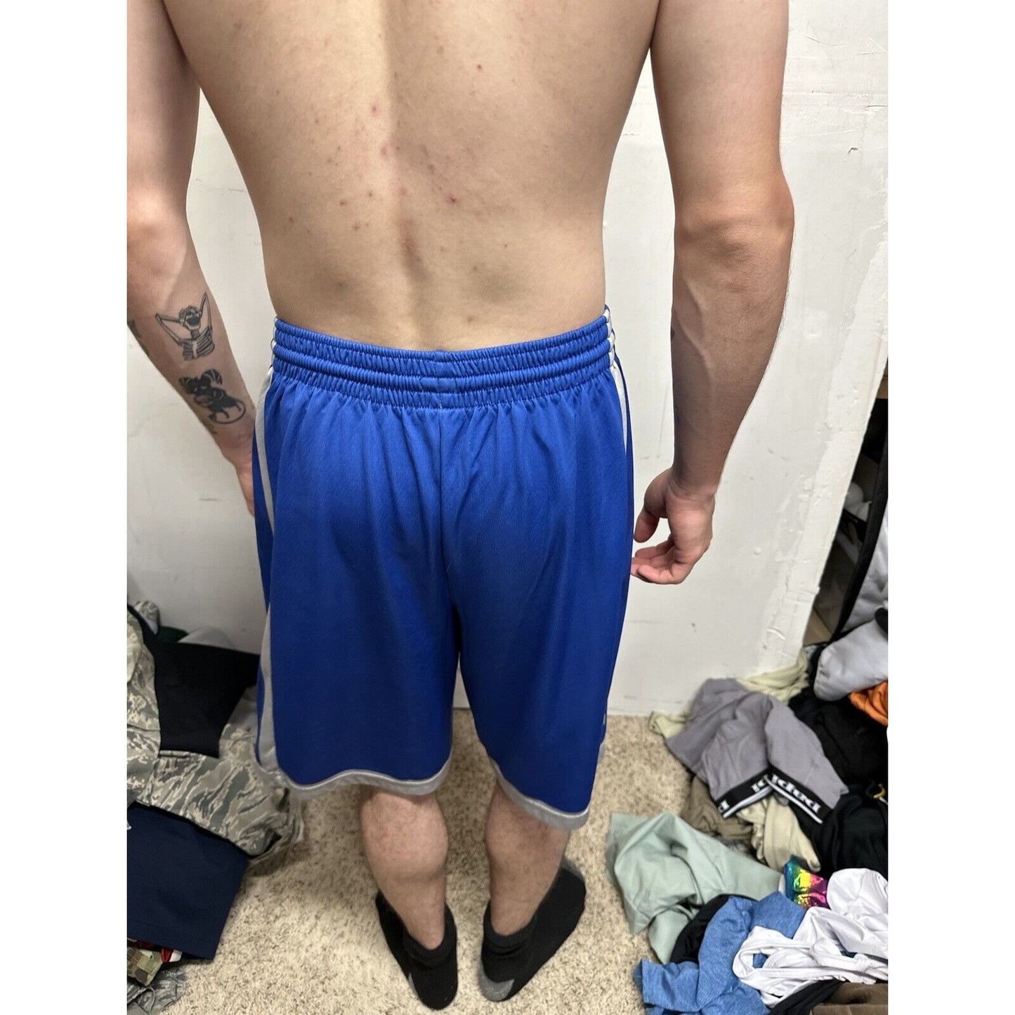 Men’s Blue Nike Medium Shorts Athletic No Pockets