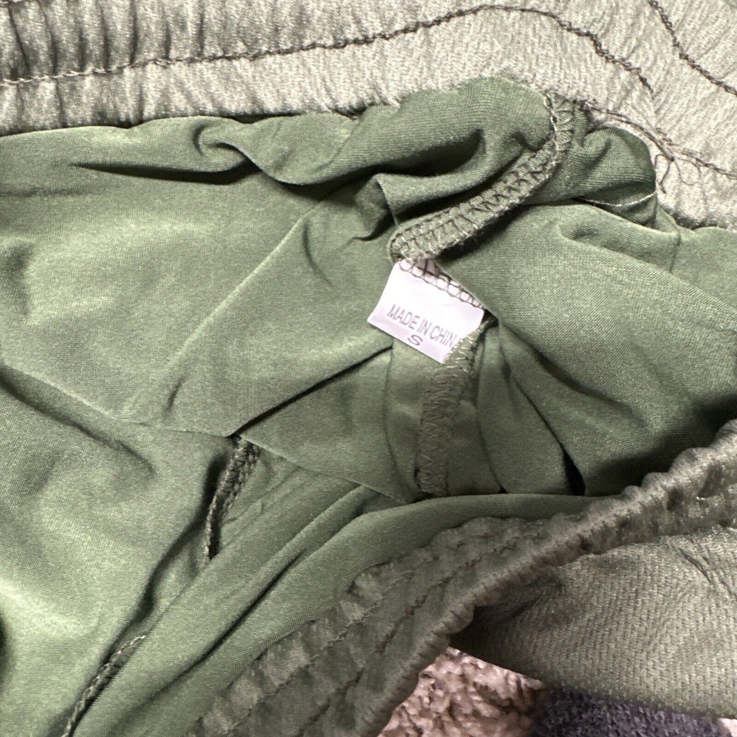 Men’s Olive Green Athletic Shorts Size Small With Built In Compression Liner