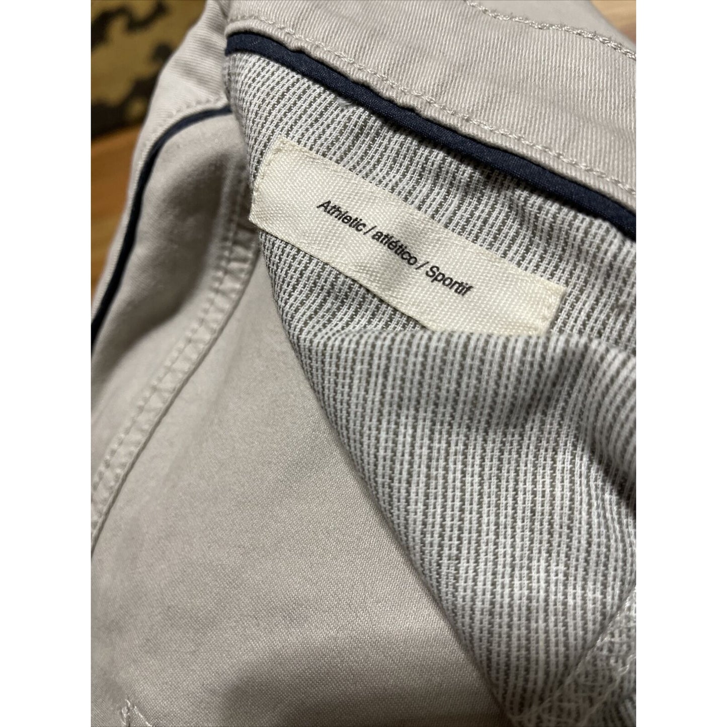 Men’s Ahtletic Cut Goodthreads 36 X 30 Khaki / Cream