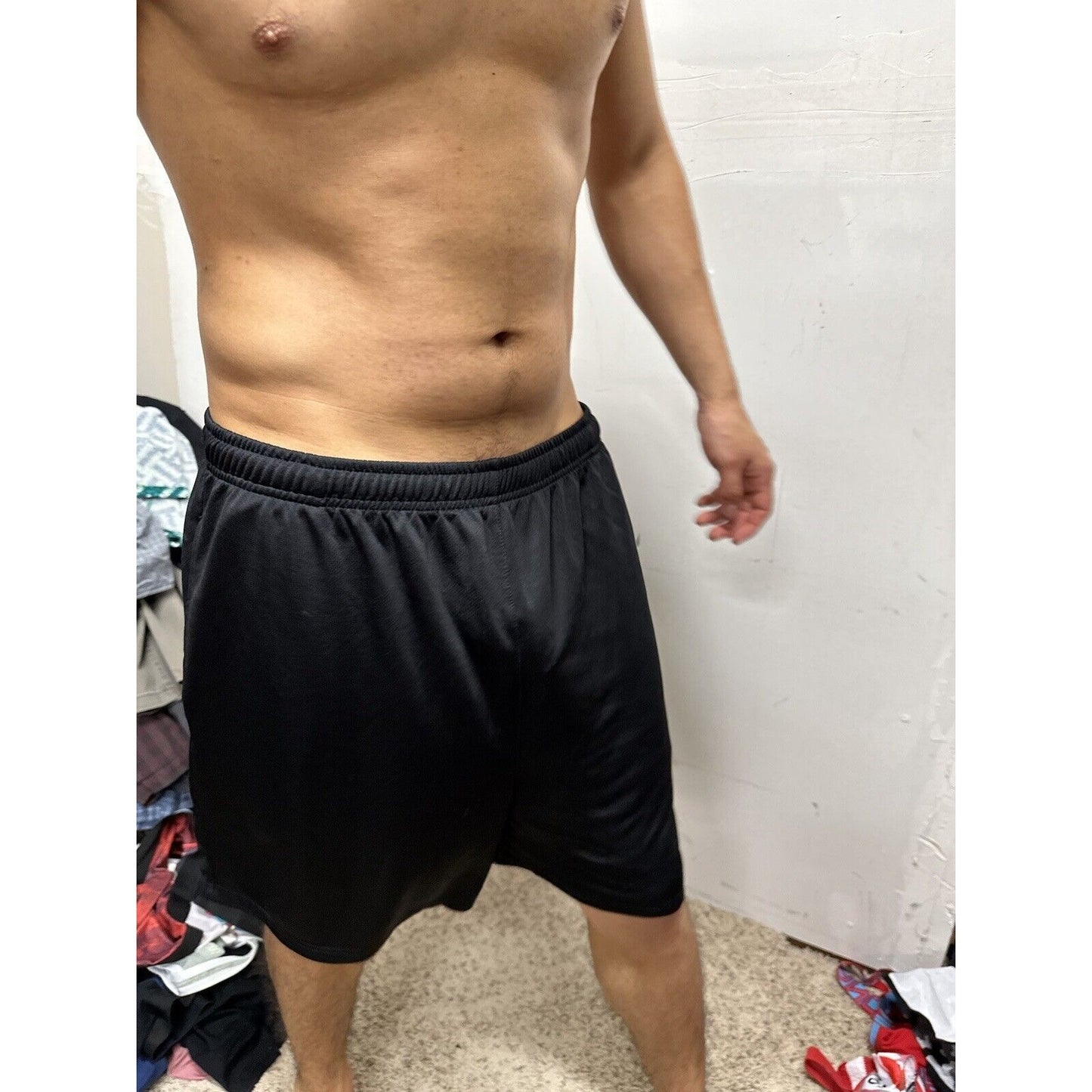 Men’s Black Starter Large Athletic Shorts