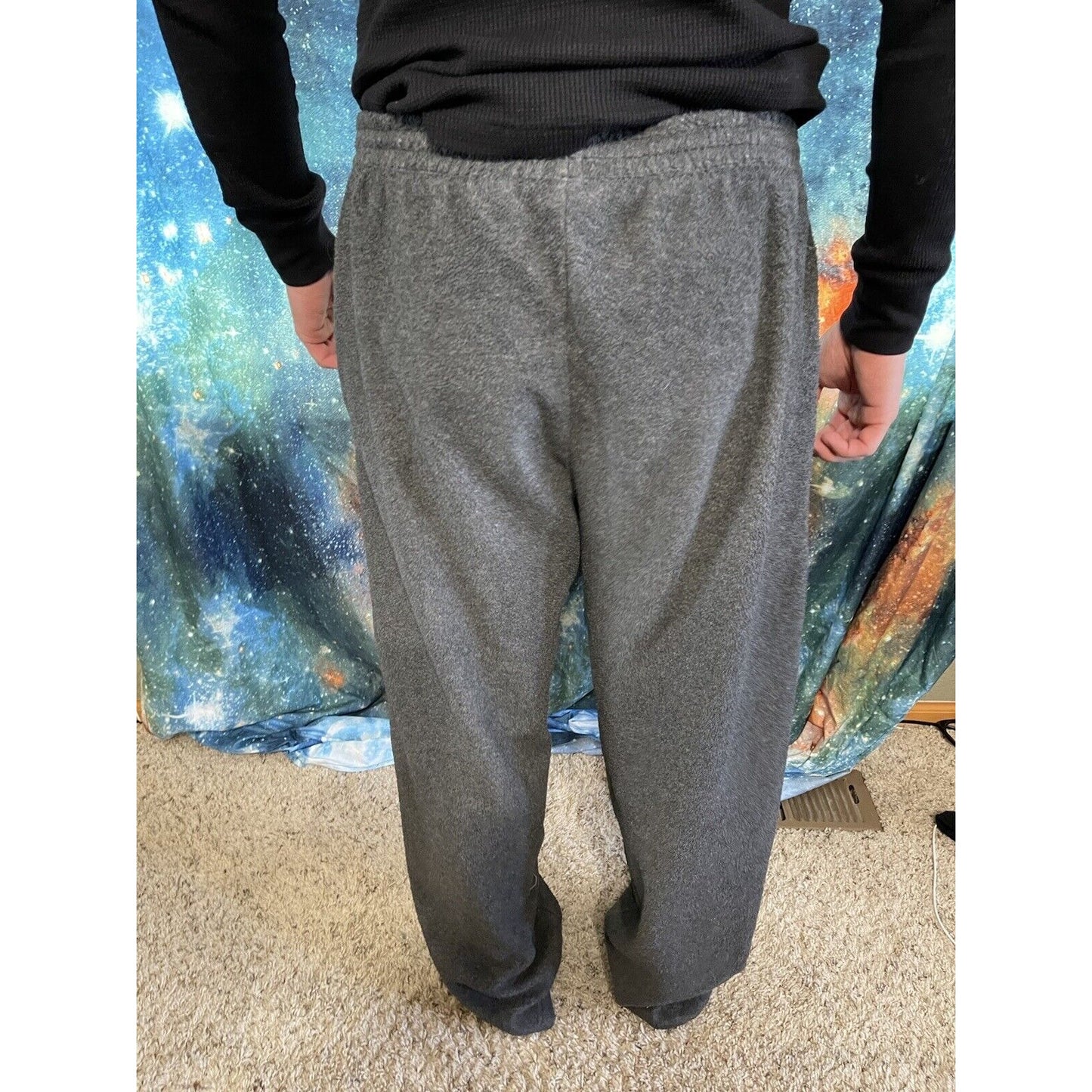 Men’s Fila Large Gray Sweat Pants With Pockets