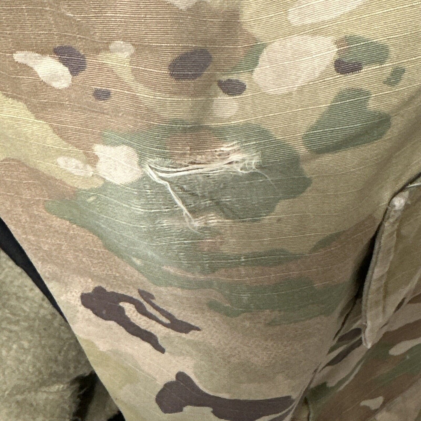 Men’s Ocp Army Air Force Medium Short Trouser Pants worn fabric/hole on knee