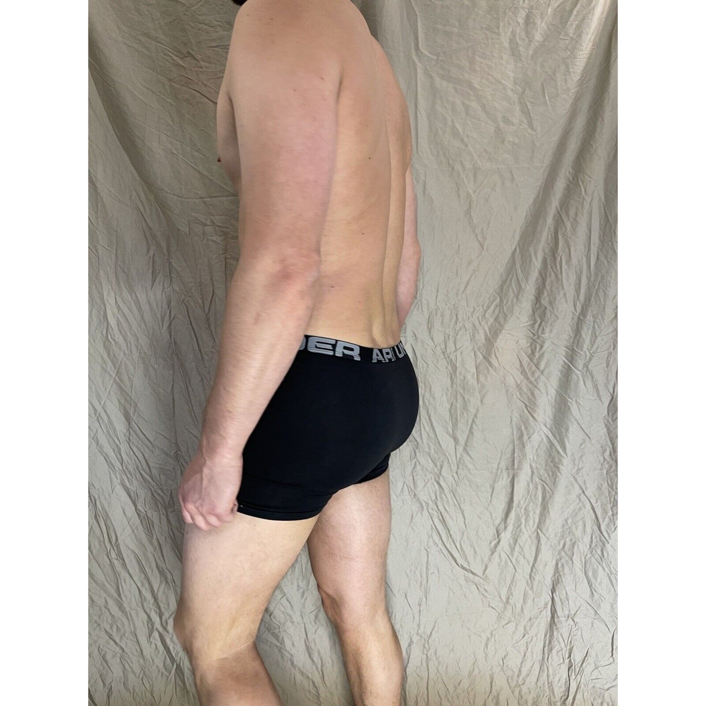 youth XL Black under armour fitted heat gear boxer briefs