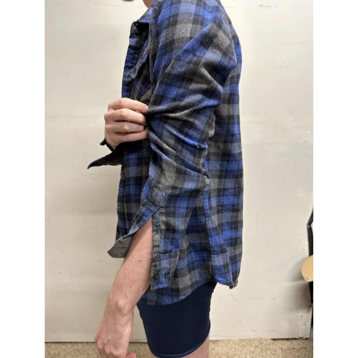 men’s blue gear medium blue plaid flannel shirt long sleeve button up