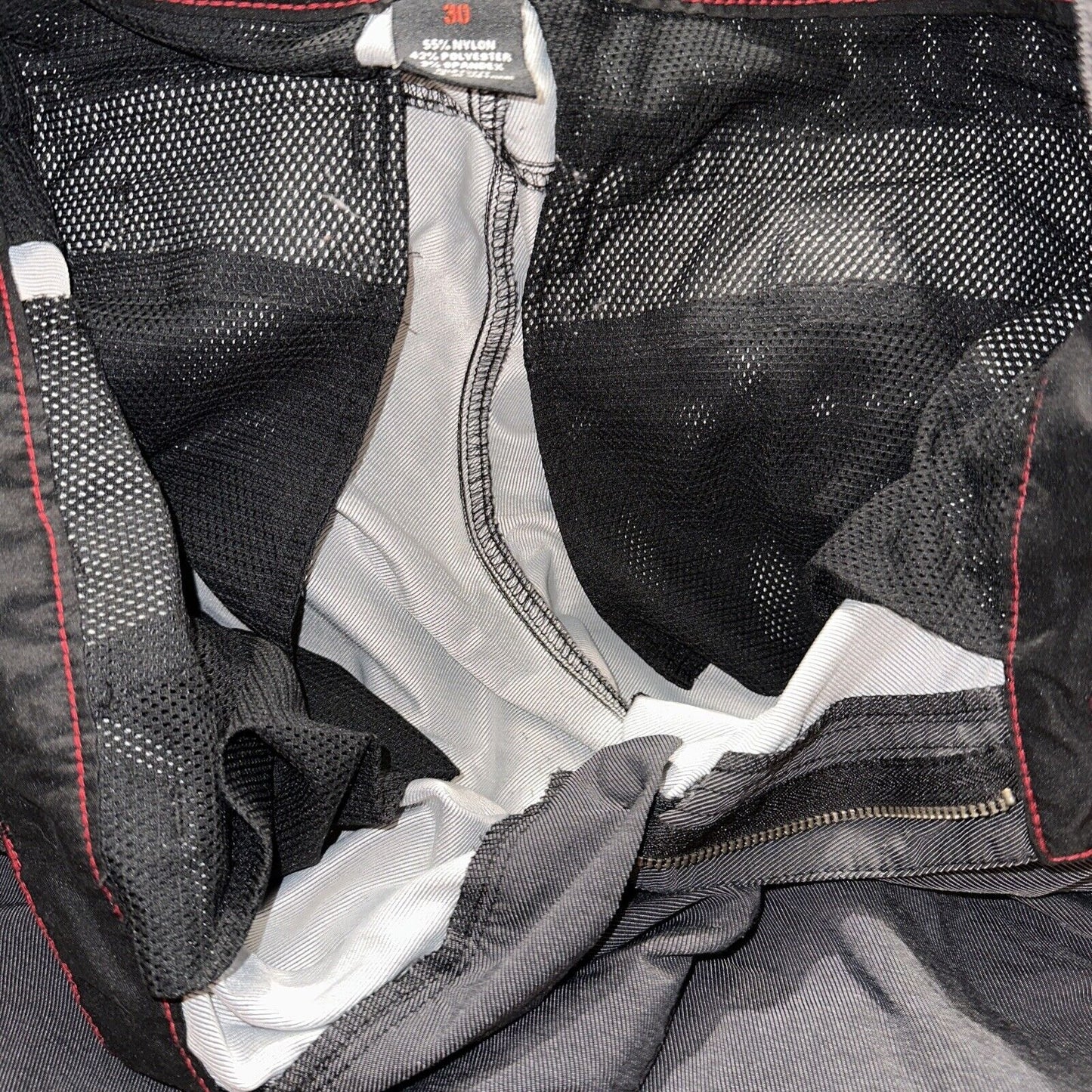 Men’s Next Level Series Tony Hawk Gray Black Size 30 Shorts