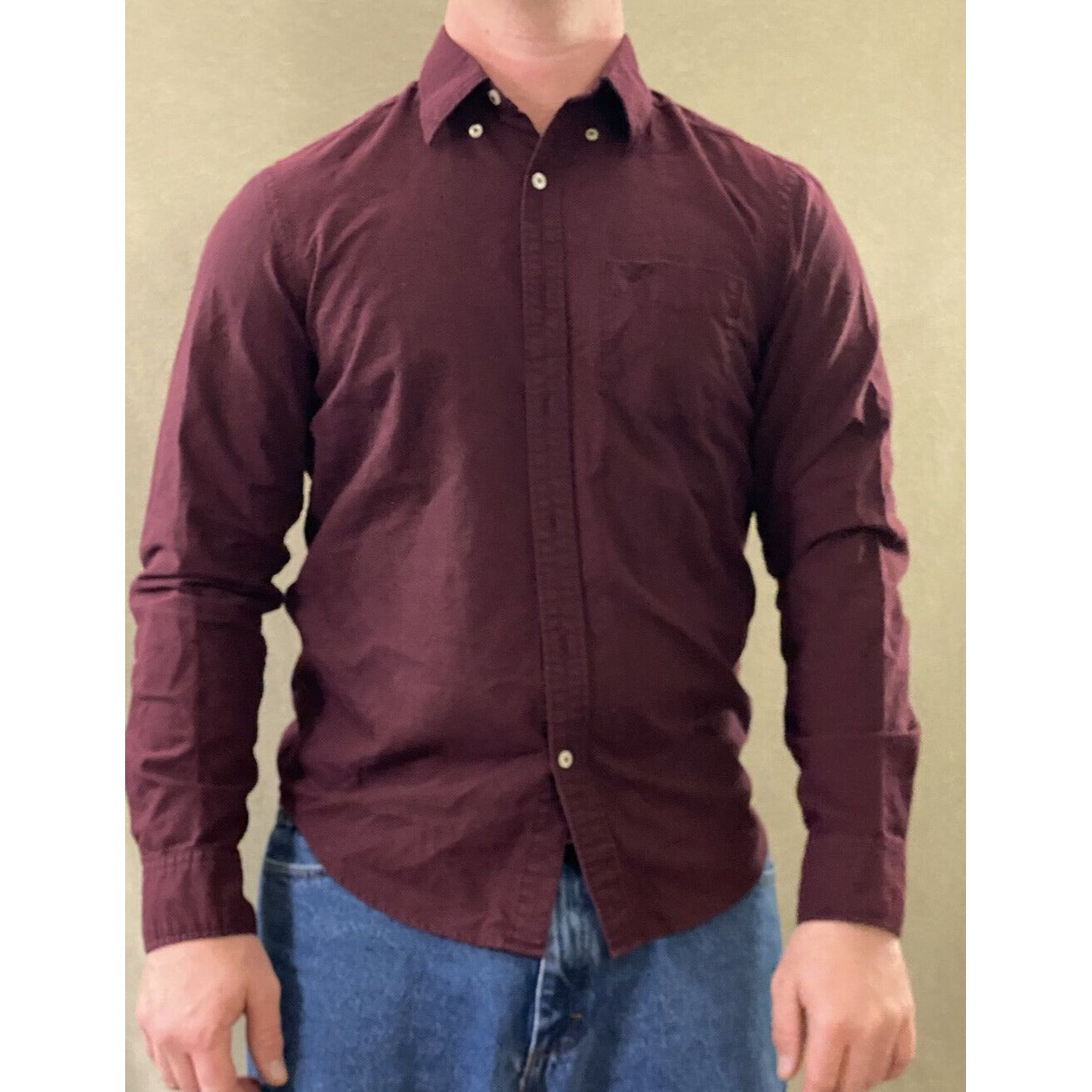 American Eagle Outfitters Men’s Medium Plum Button-down Classic Fit Long Sleeves