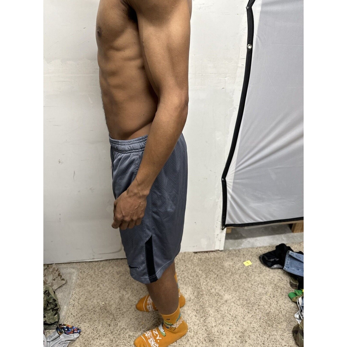 Men’s Gray Nike Dri Fit Large Athletic Shorts
