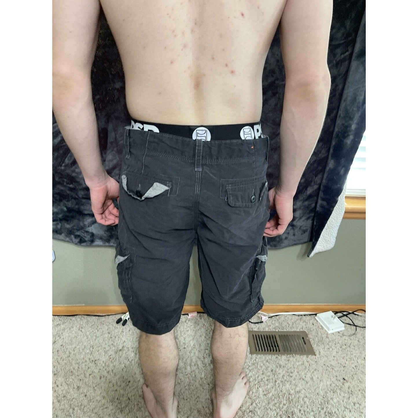 Men’s Wear First Black Shorts Size 32