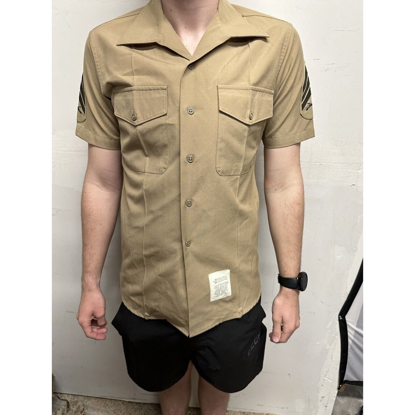 Men’s Medium Usmc Marine Button Up Uniform Shirt