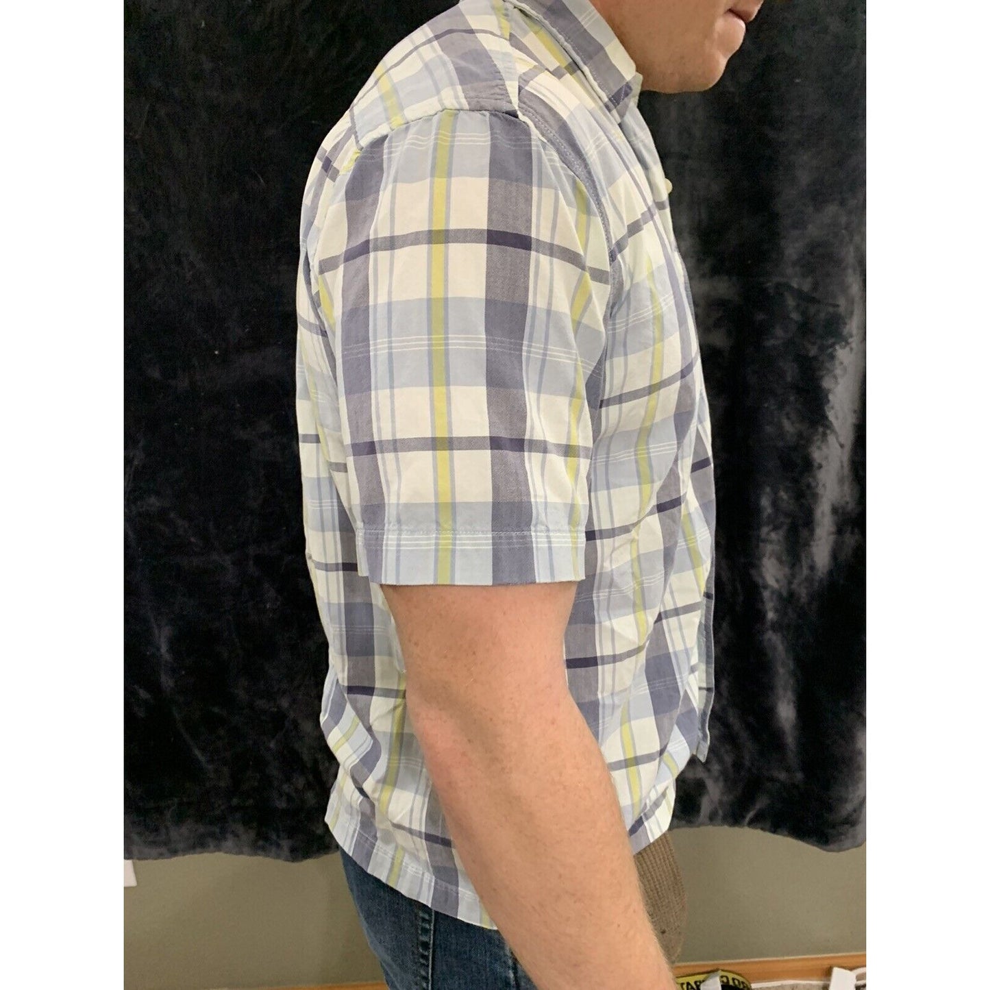 OLD NAVY Men's Size Small Short Sleeve Blue Plaid Button Down Shirt
