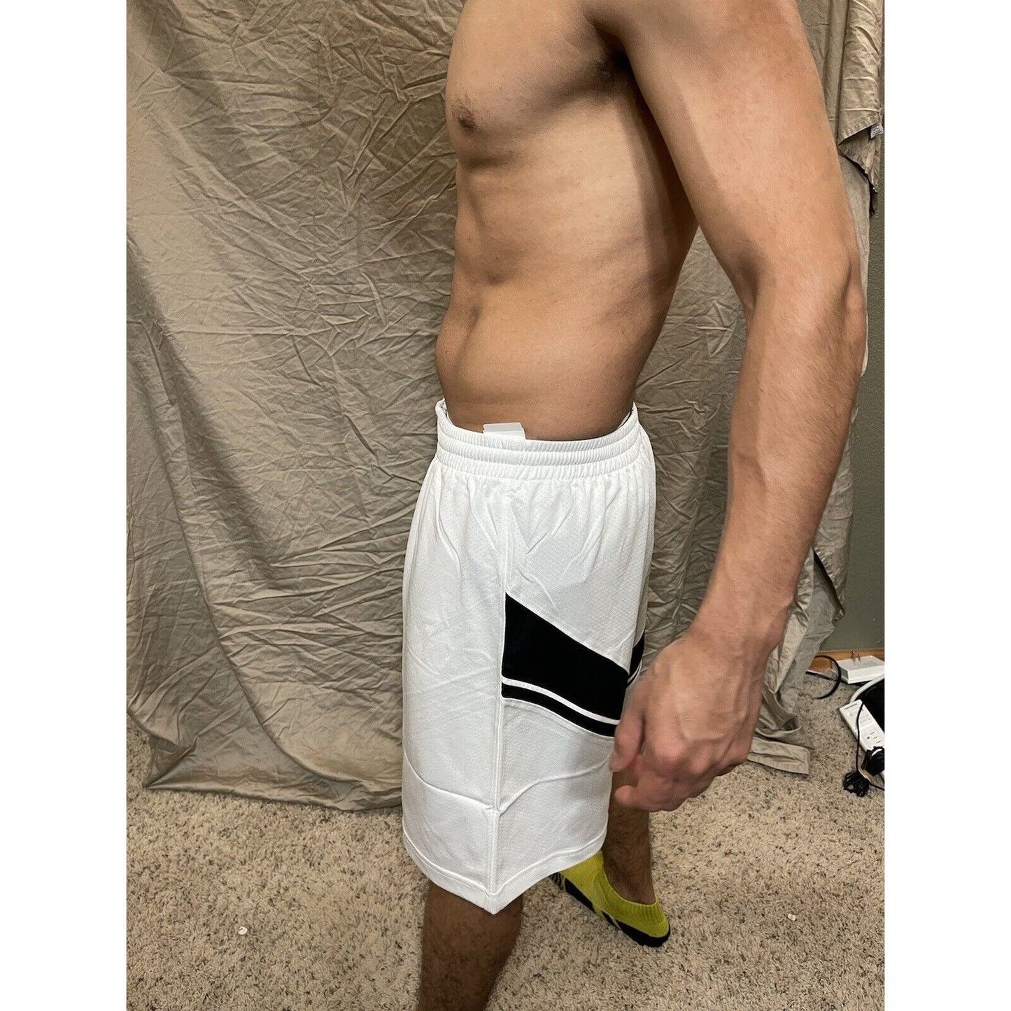 Boy's under armour Youth XL white and Black Lacrosse style shorts no pockets