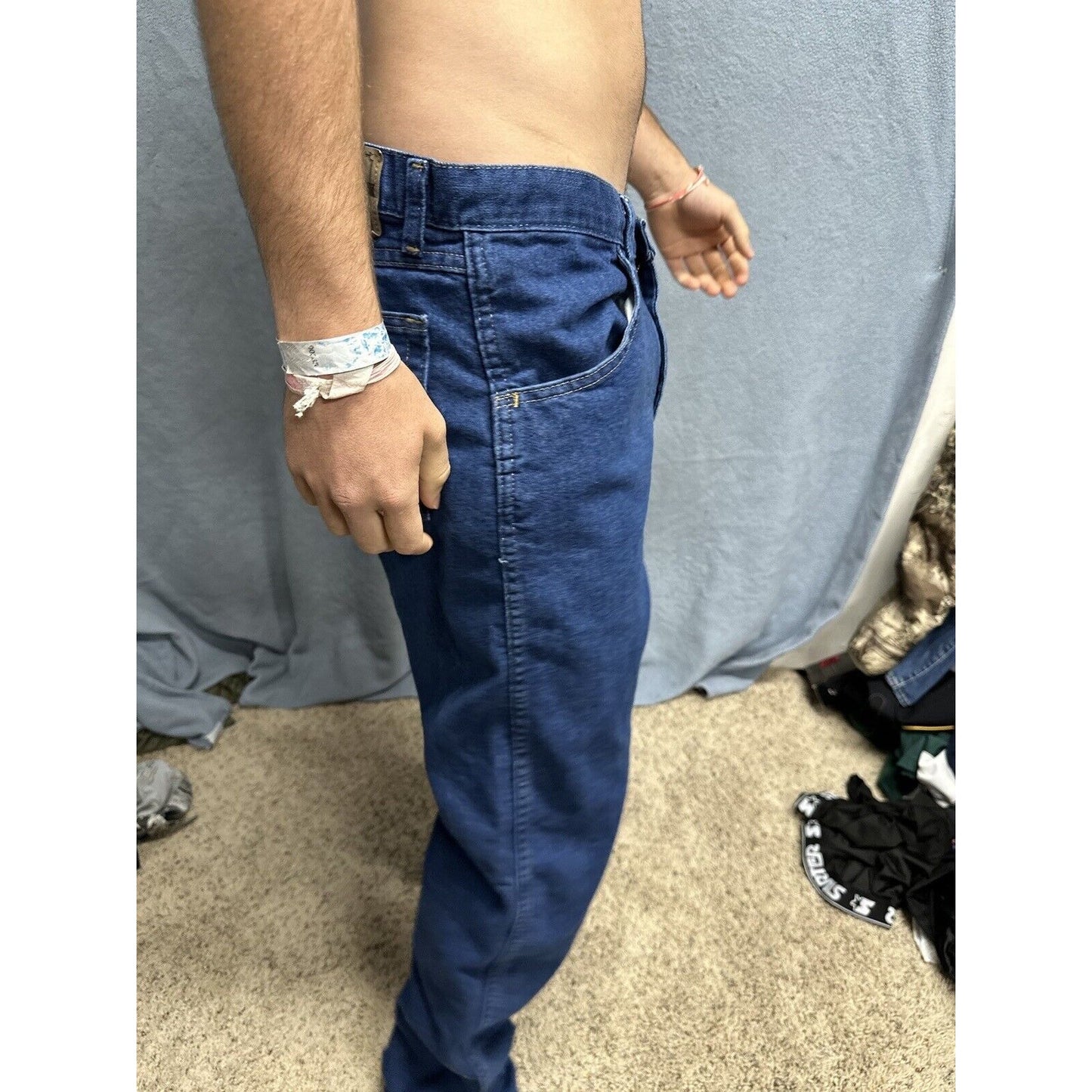 Men’s Wrangler Regular Fit 34 X 32 Blue Jeans
