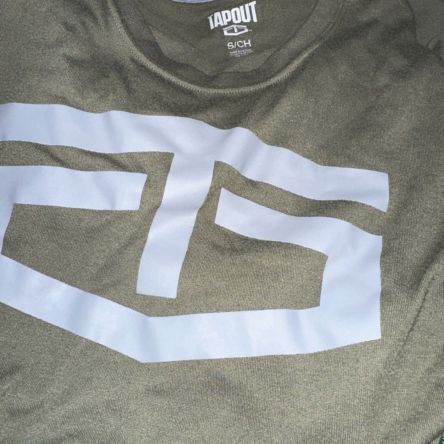 Men’s Short Sleeve Small Olive Green Tapout Shirt