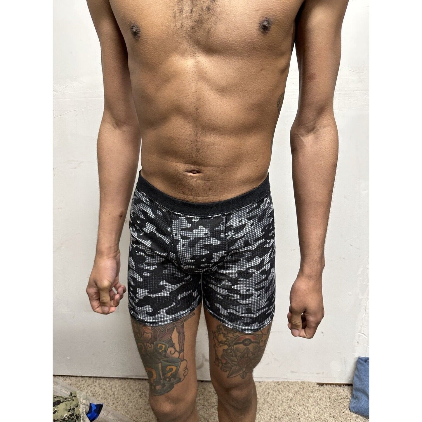 Boys XL black Camo Hanes boxer briefs