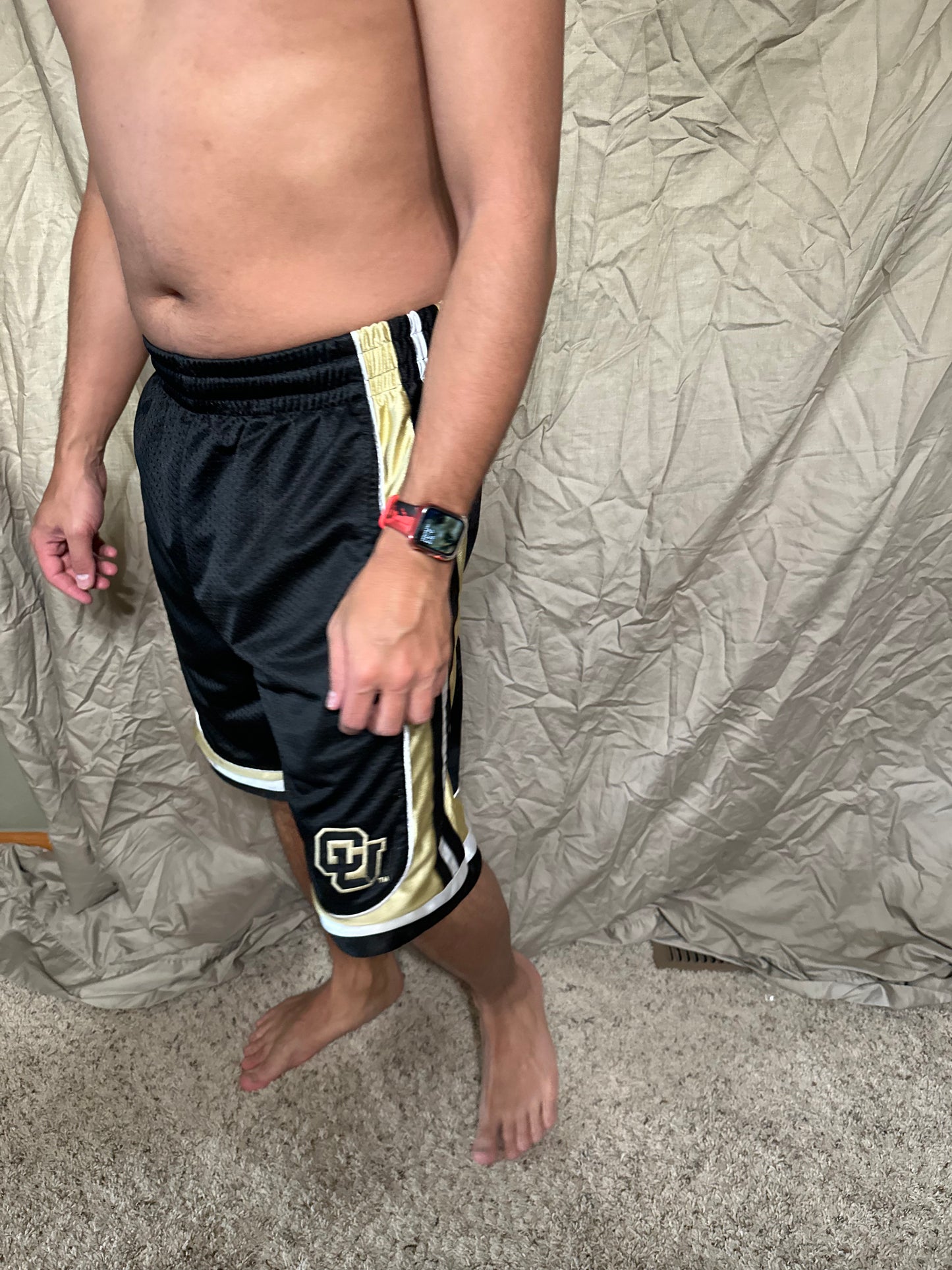 University of Colorado black and gold colosseum size small basketball shorts with pockets