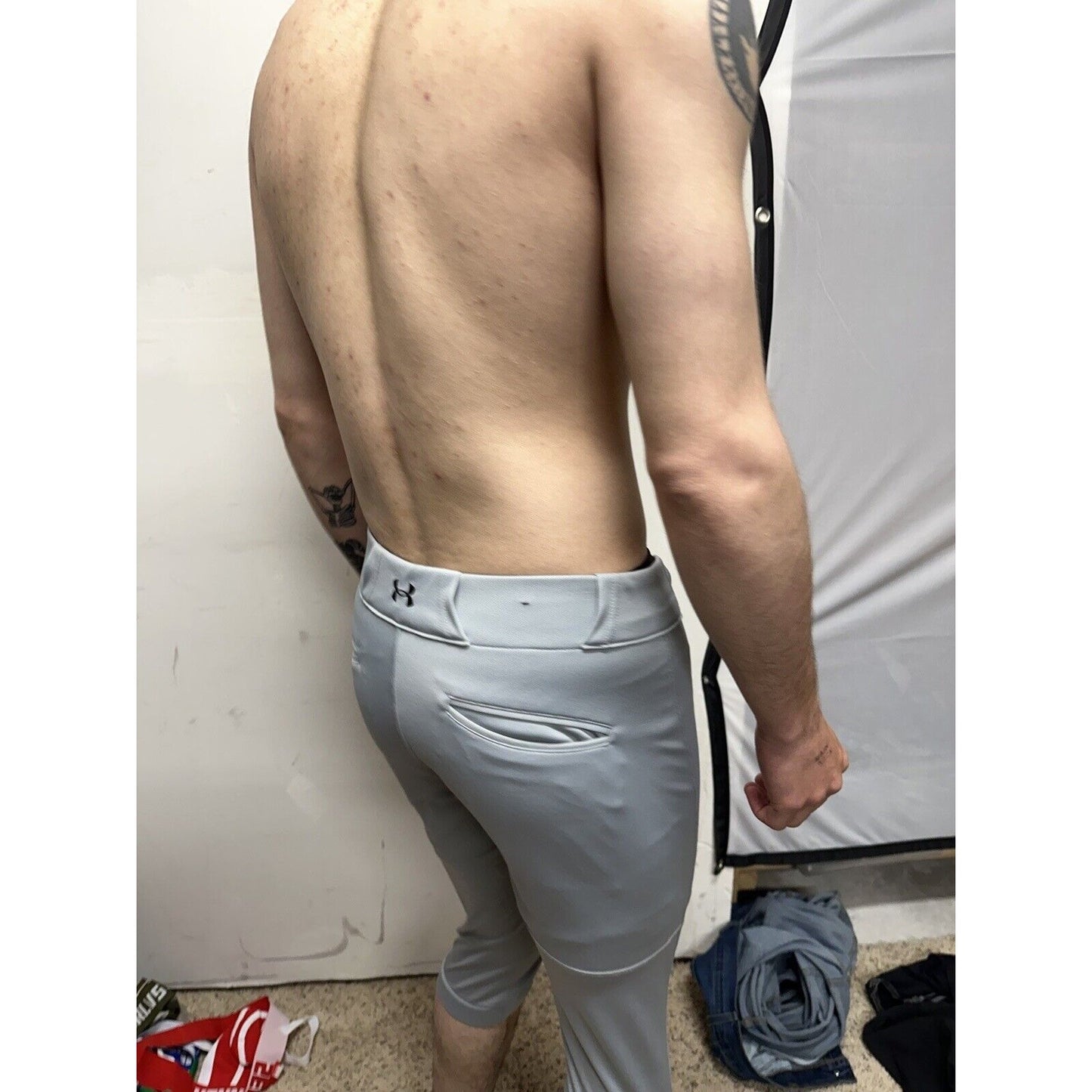 Men’s Small Gray Softball Heatgear Baseball Pants under armour