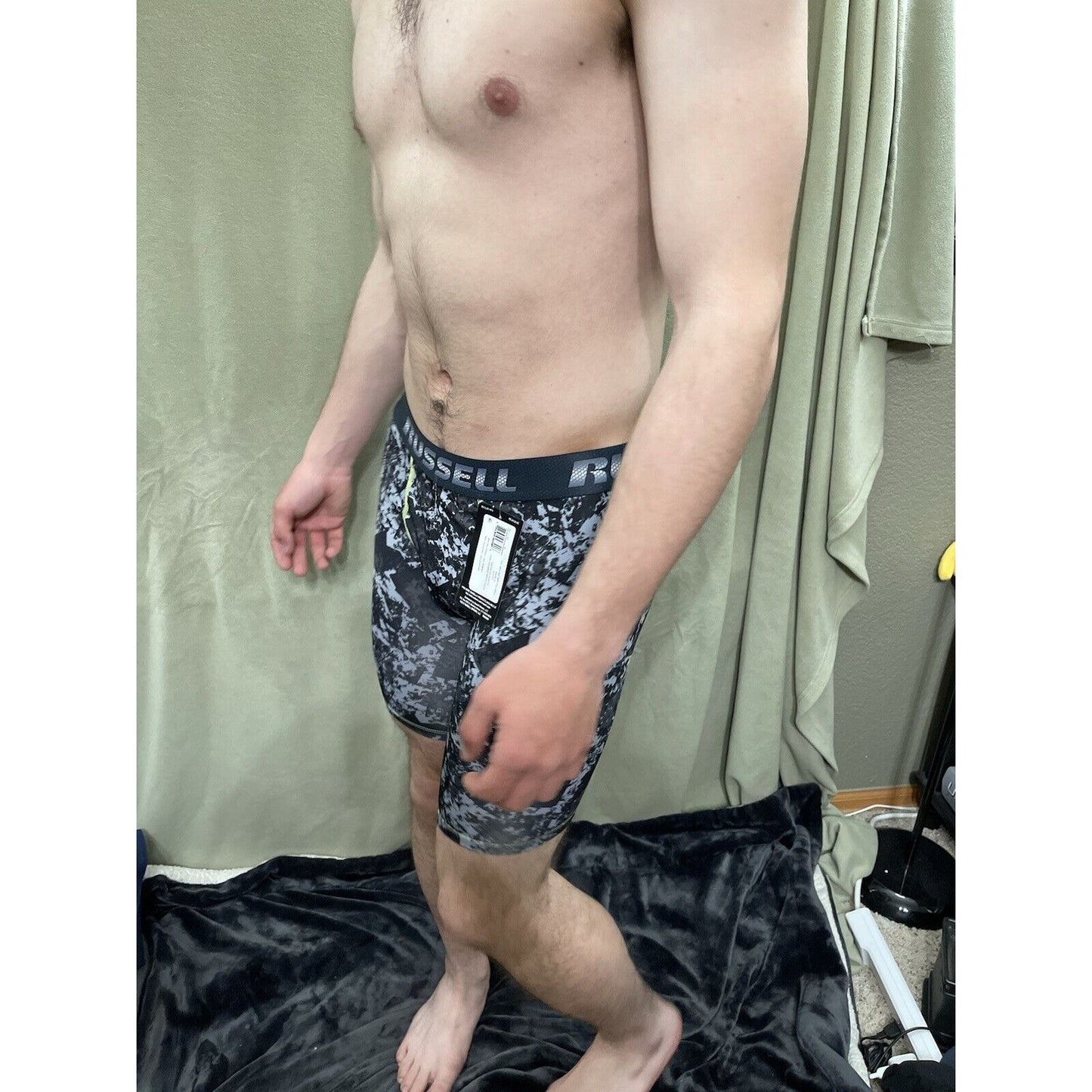 Russell Performance Men’s Medium Long Leg Boxer Briefs Gray Camo