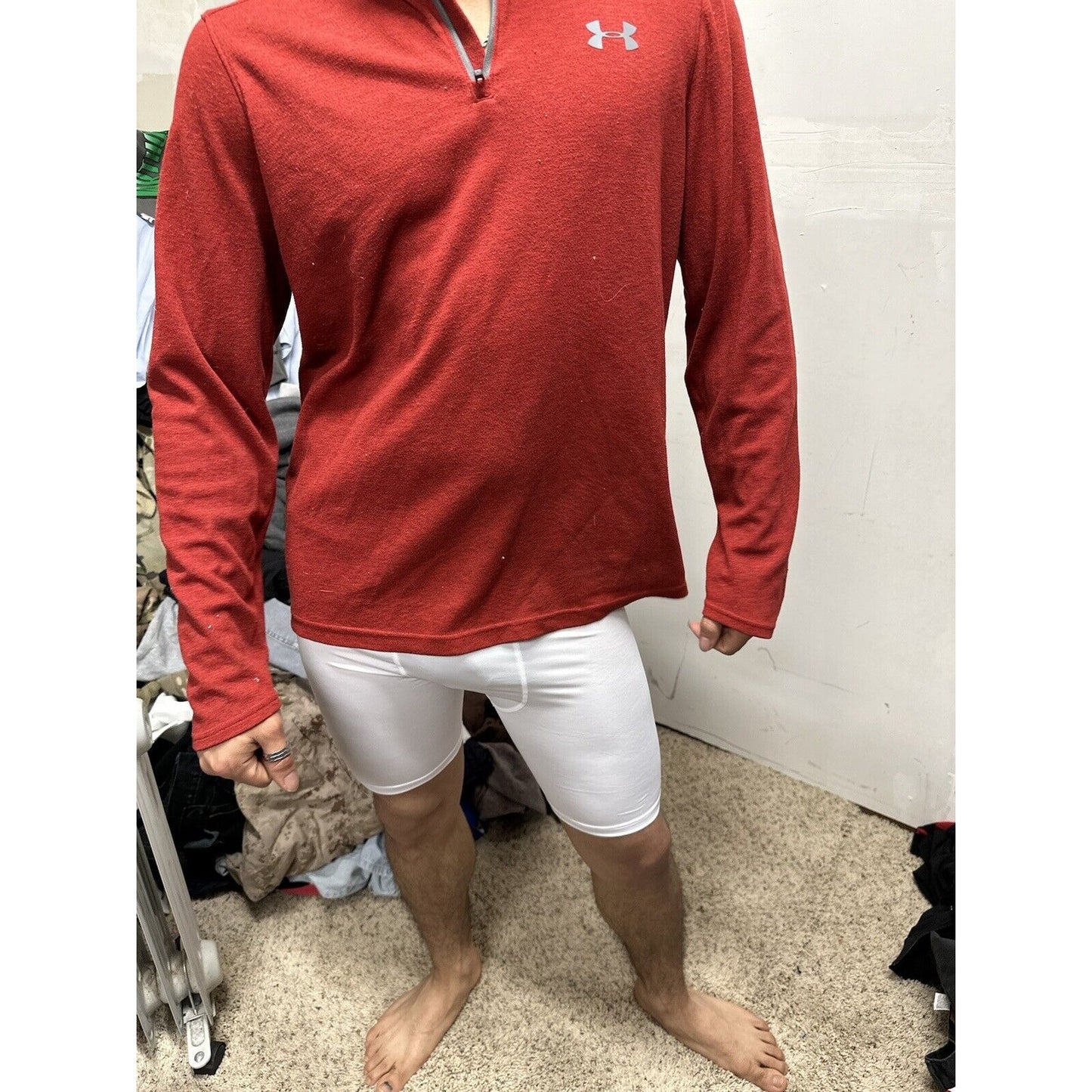 Men’s Red Loose Medium Under Armour 1/4 Zip Pull Over
