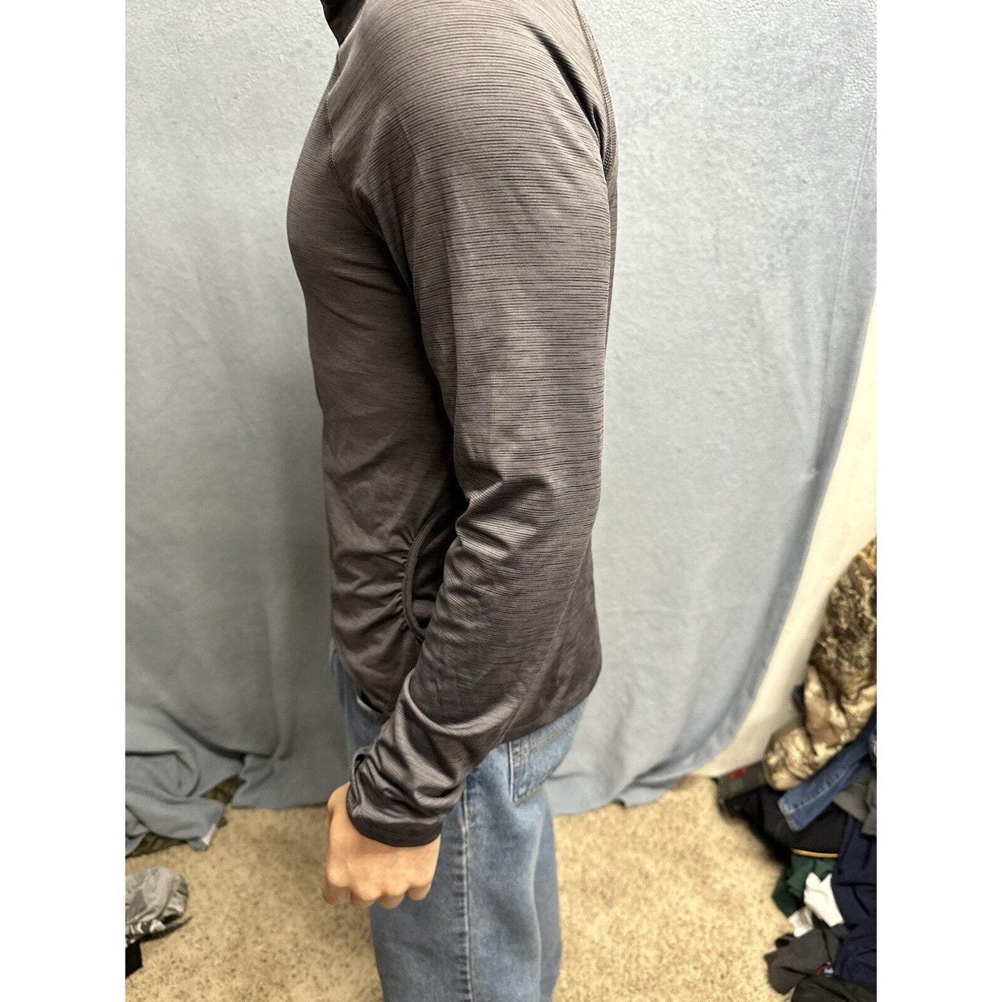 Men’s Gray All In Motion Medium Full Zip Sweater
