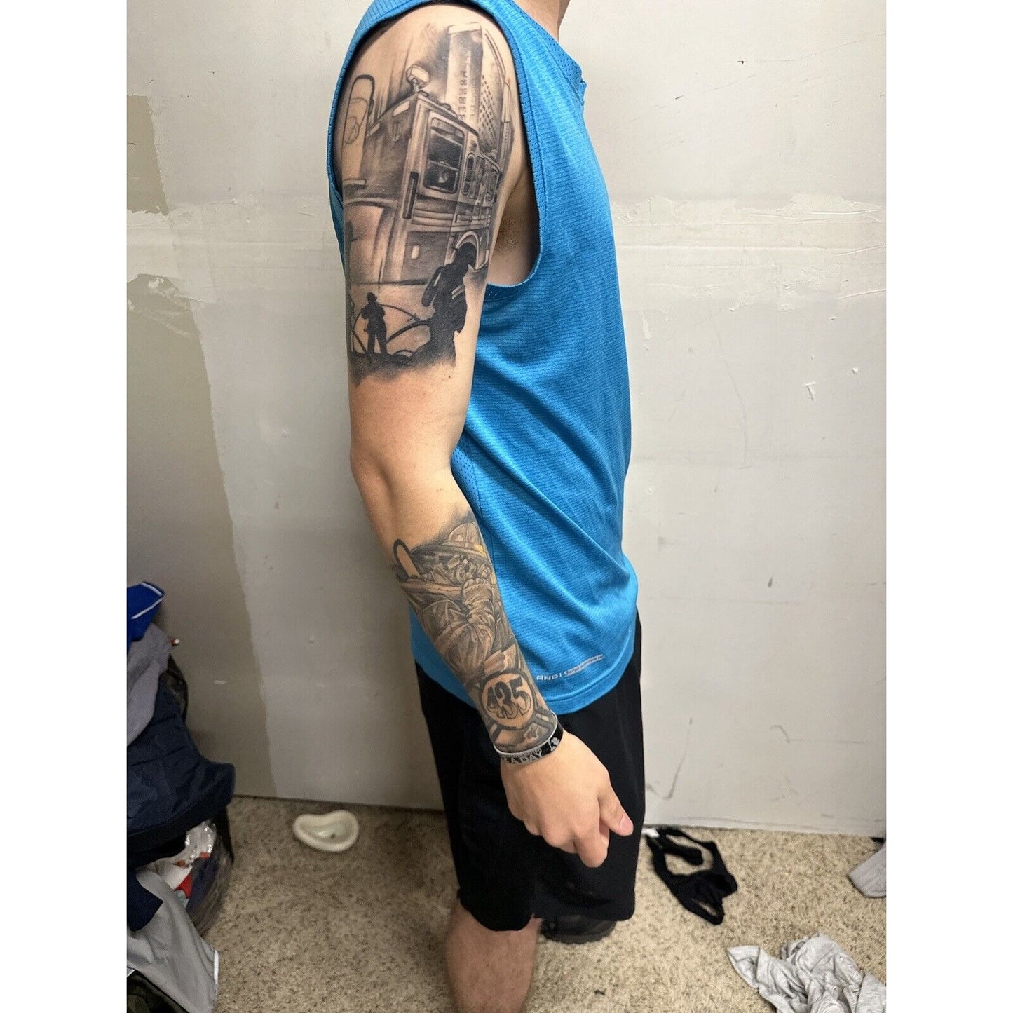Men’s Teal Blue And1 Muscle Shirt Small Sleeveless