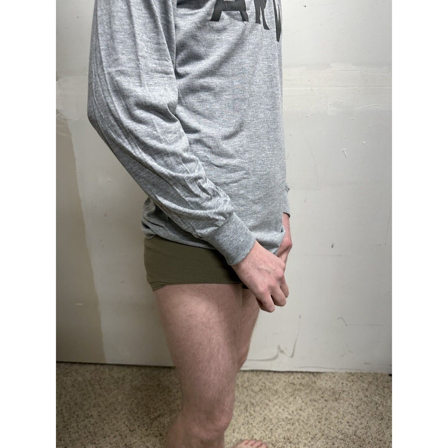 GENUINE US ARMY Military PT PHYSICAL FITNESS GRAY LONG SLEEVE T SHIRT Small