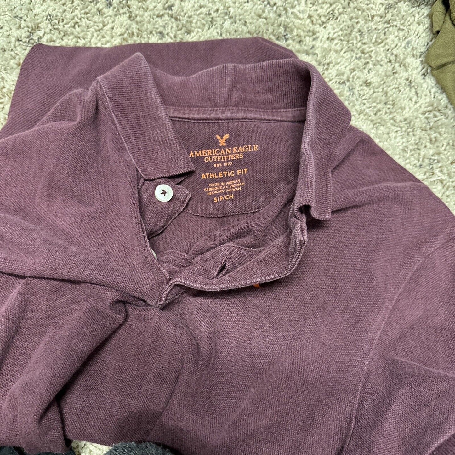 Men’s Plum American Eagle Small Athletic Fit Polo Shirt