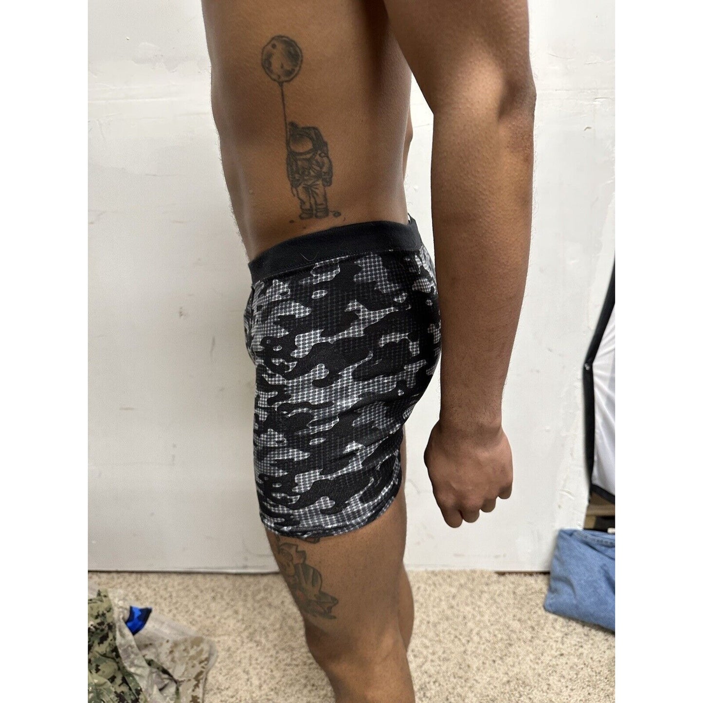 Boys XL black Camo Hanes boxer briefs