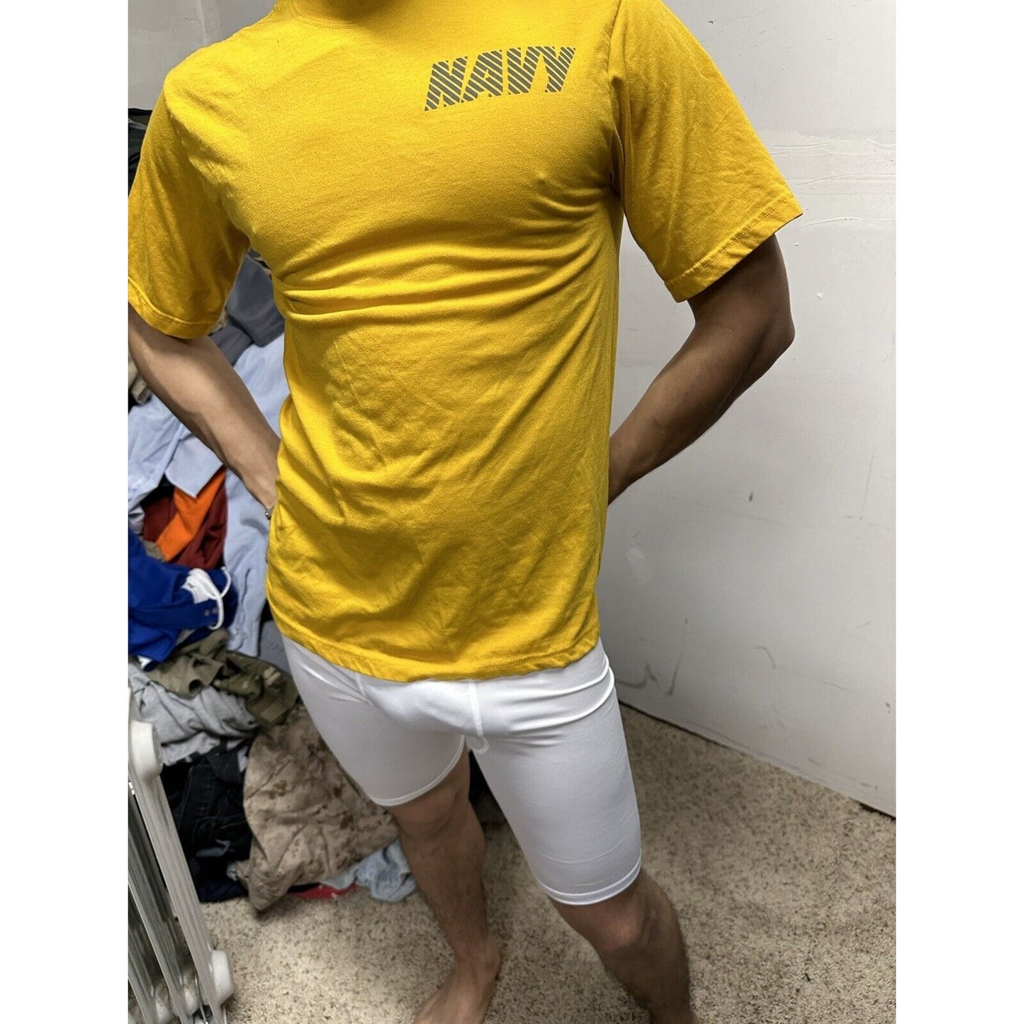 Men’s US Navy Small Yellow PT Physical Fitness Uniform Shirt Short Sleeves