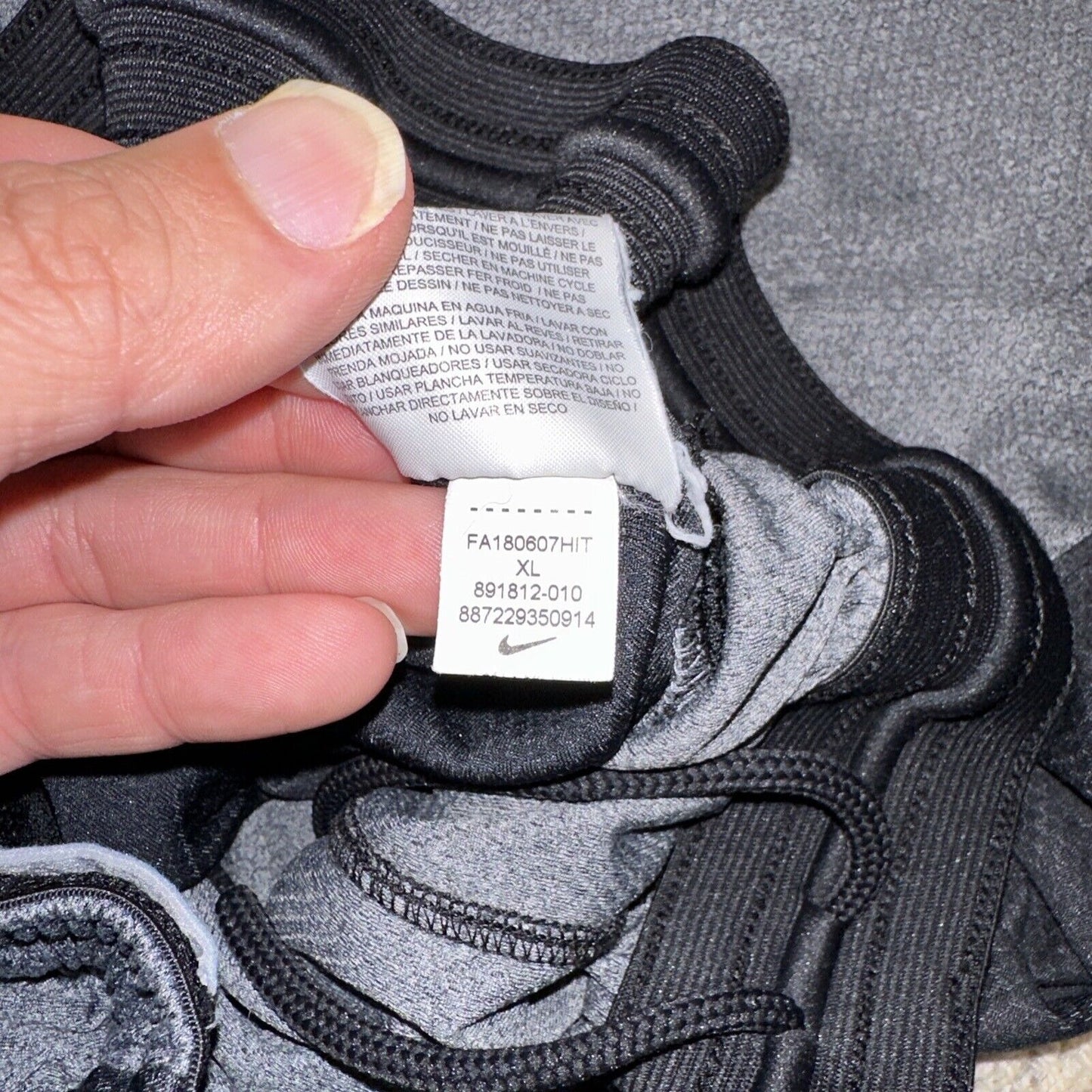 Men’s Black And Gray Nike XL Athletic Shorts With Pockets
