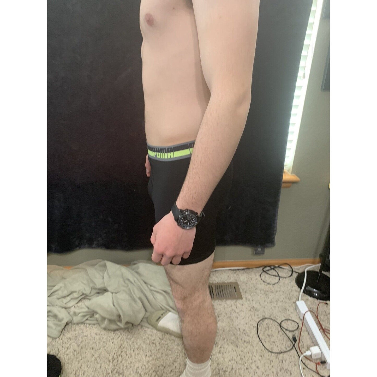 Puma Men’s Black Compression Shorts Medium 15% Spandex Yellow & Black Band