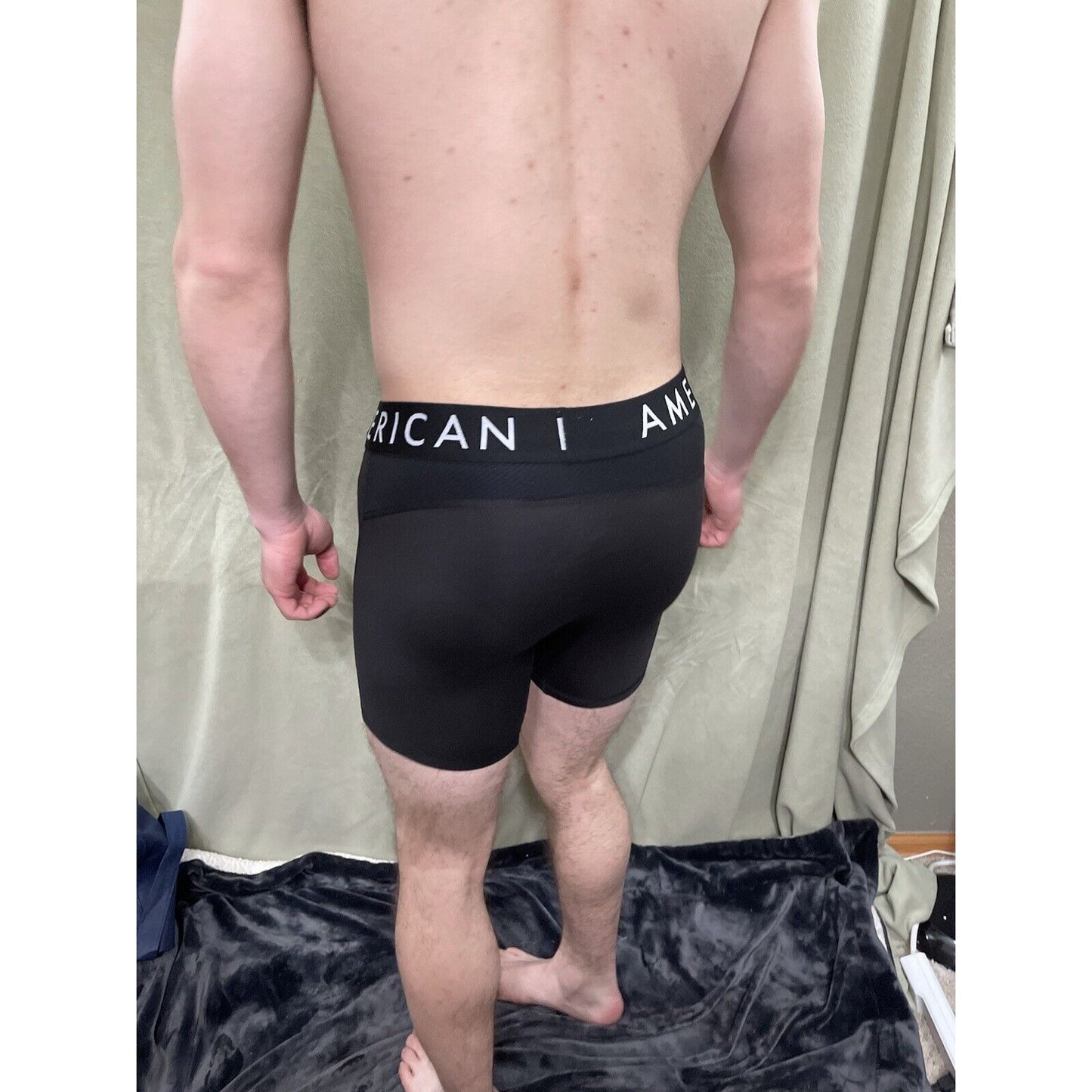 Men’s Black American Eagle Flex Mesh Compression Shorts Medium New
