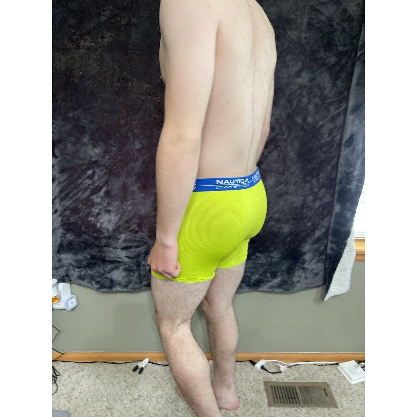 Men’s Large Neon Yellow Nautica 7% Spandex Compression Shorts New