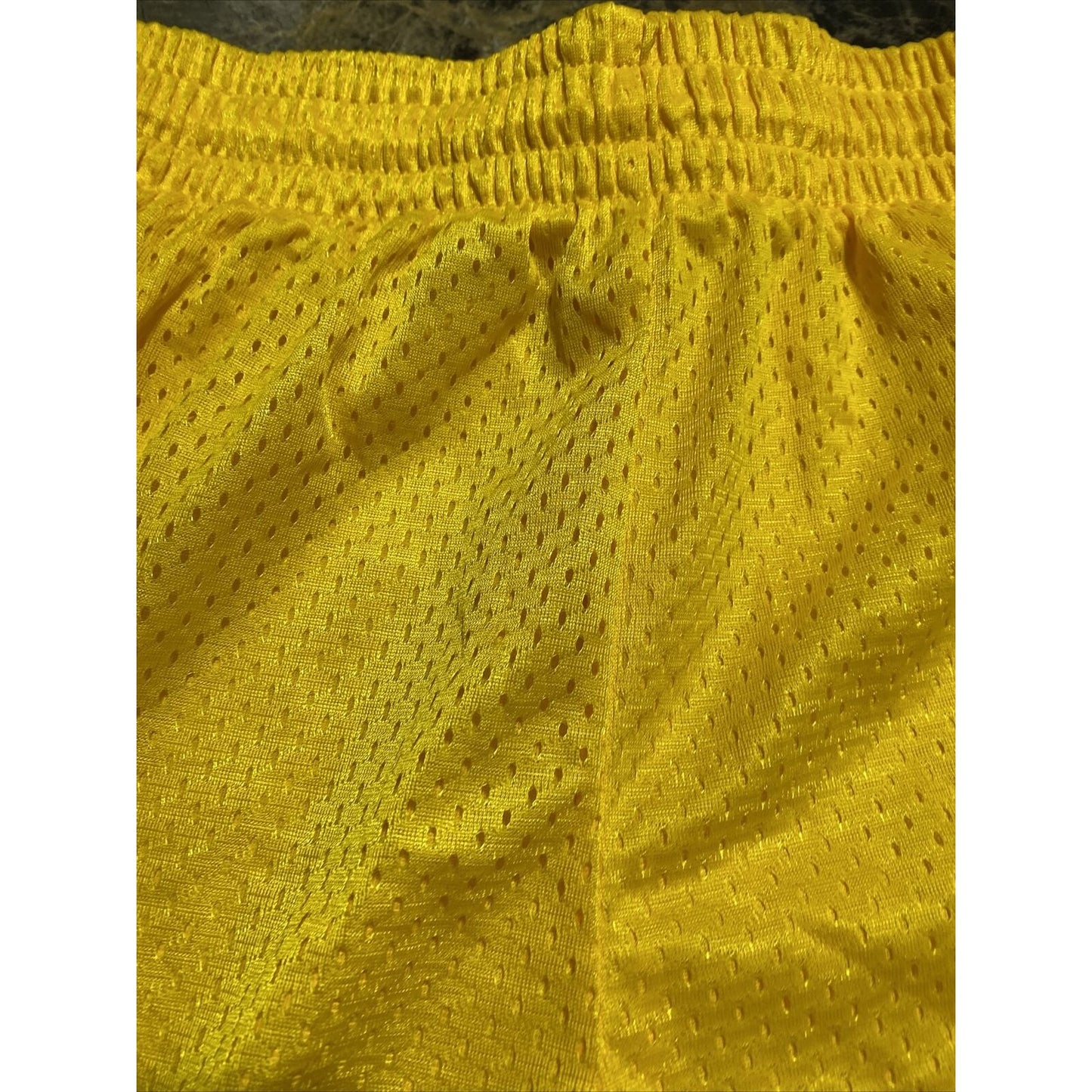 Soffe Intensity Athletic IA Men’s Medium Yellow Basketball Training Mesh Shorts
