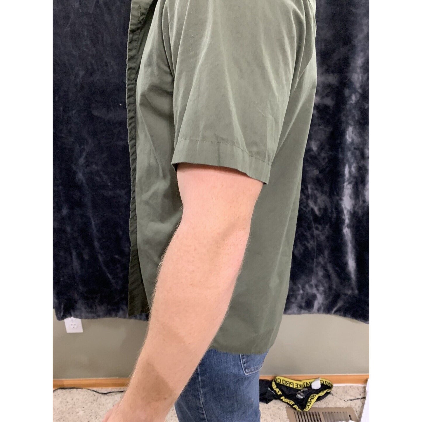 Galaxy by Harvic Men’s Slim Fit Short Sleeve Dress Shirts Olive - Size Large