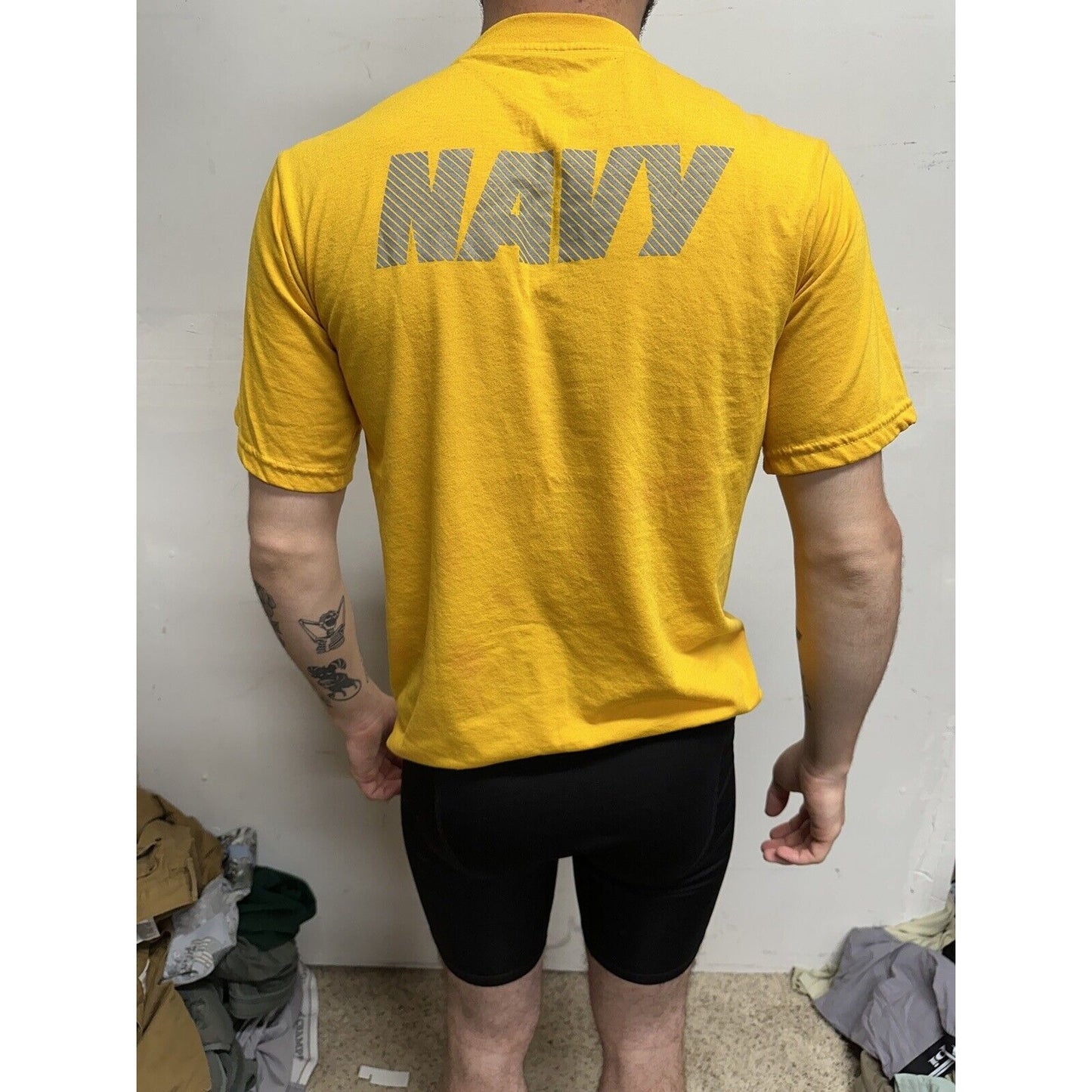 Men’s Yellow Navy Physical Fitness Uniform Short Short Sleeve Small